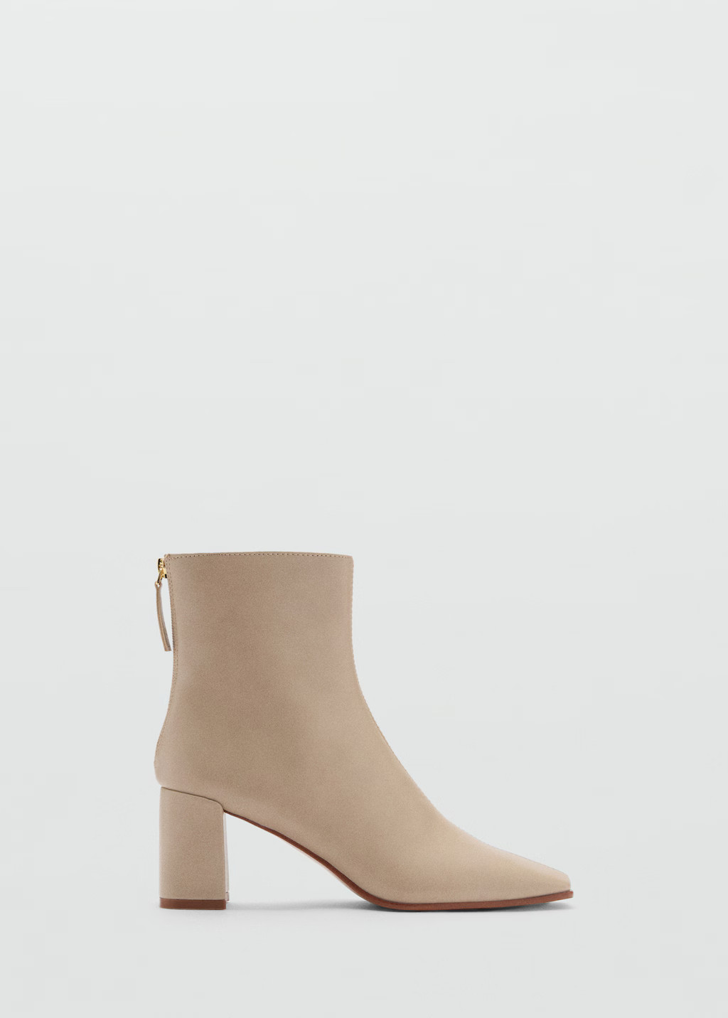 Block ankle boots with square toe | MANGO (UK)