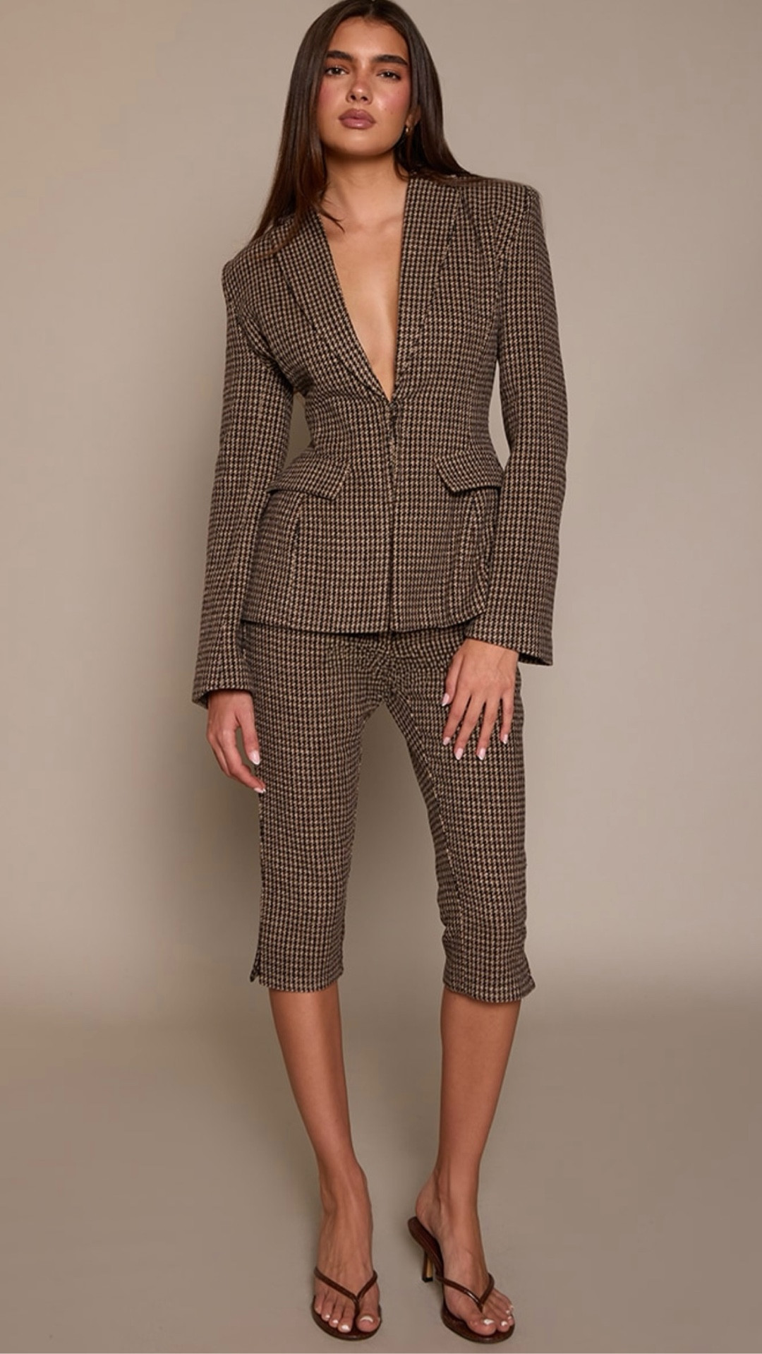 The cutest blazer & capri set under $60!

#LTKTall #LTKootd #LTKSaleAlert