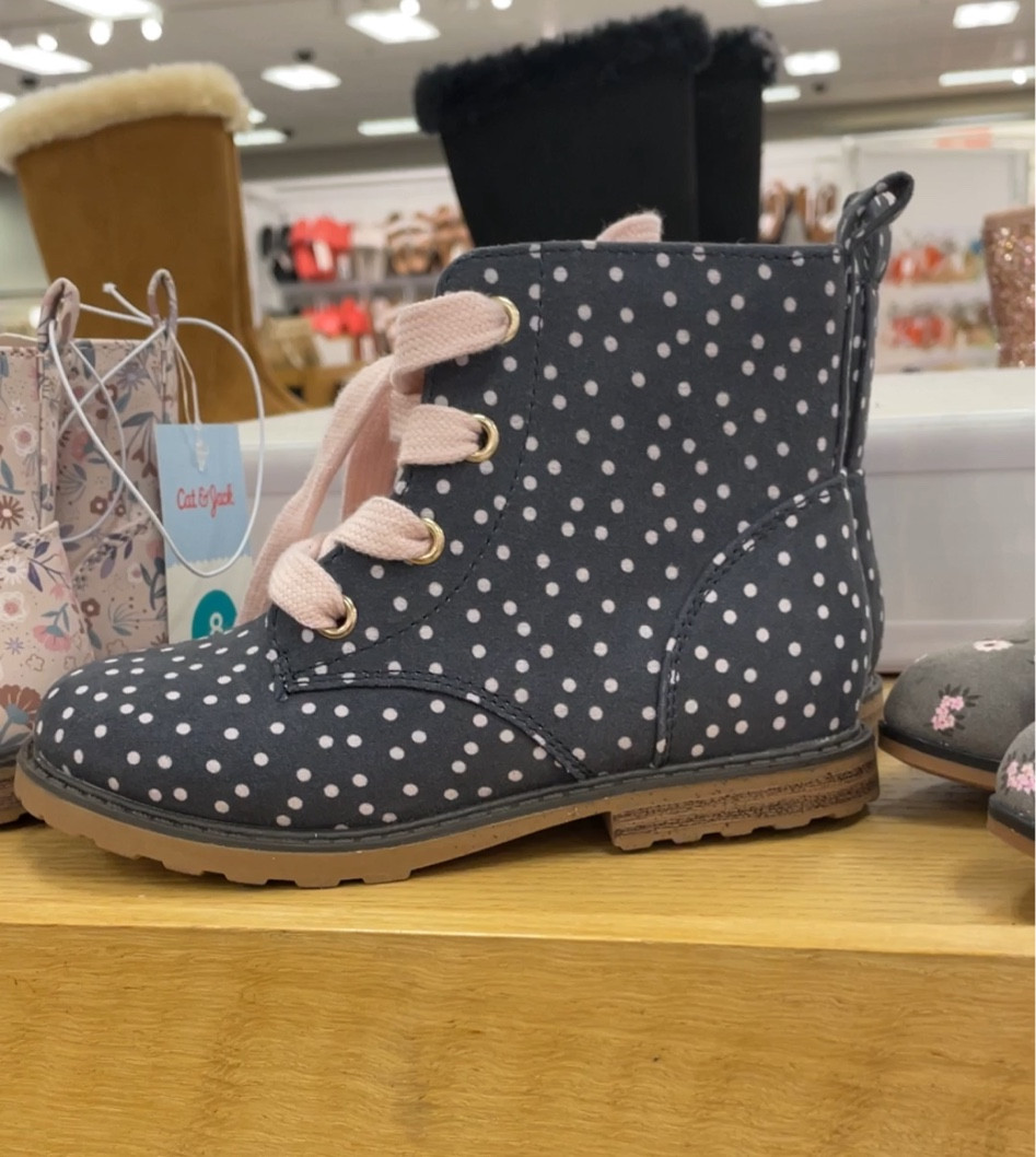 #grayboots #polkadotboots #toddlers #toddlerboots #toddlerpolkadotboots #catandjack #target #targetkids #girlspolkadotboots #classic 

#LTKshoecrush #LTKkids #LTKFind