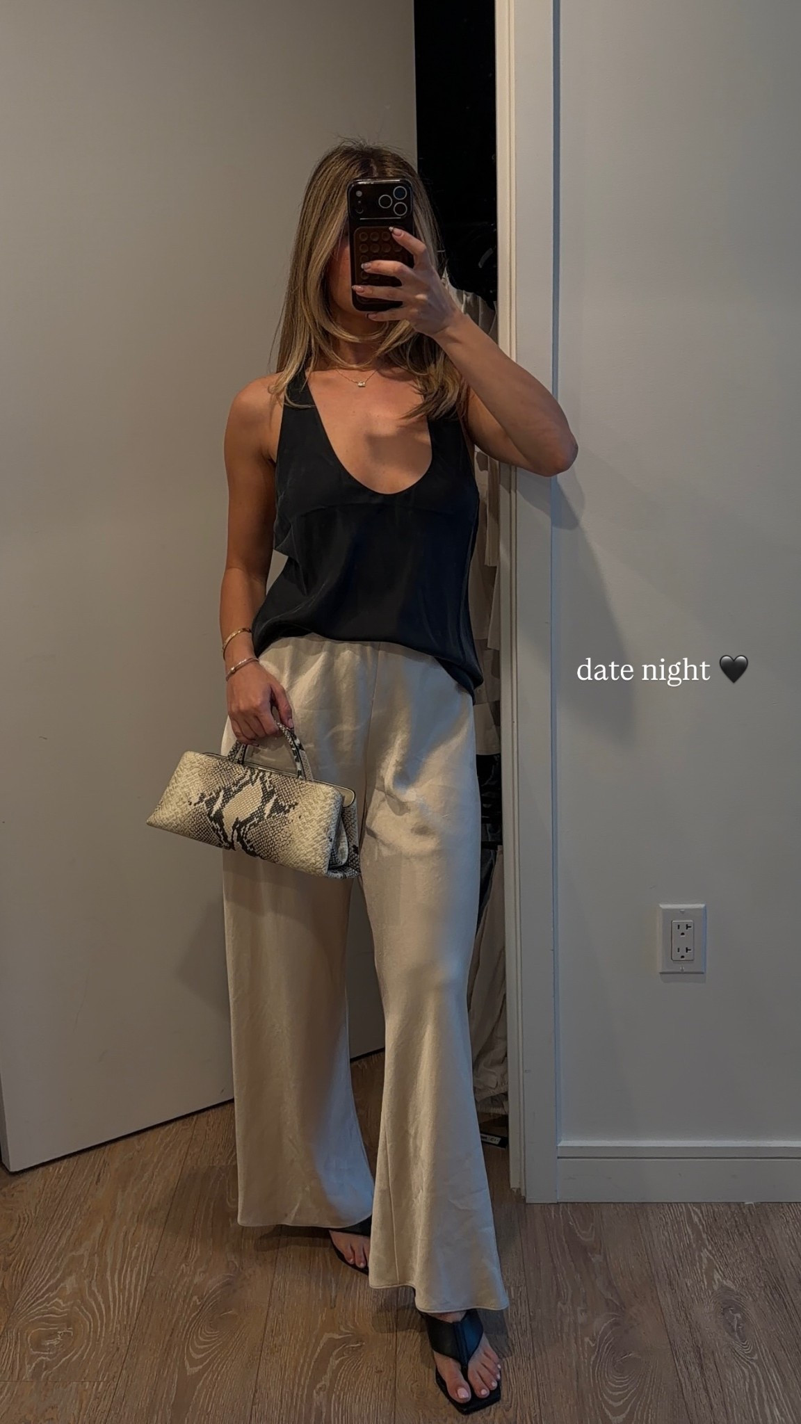 Date night outfit 🖤