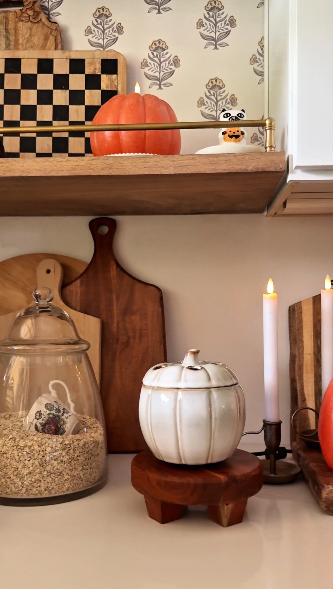 A pretty pumpkin wax warmer + the coziest wax melt combo to make your whole house smell like fall. 🍎🎃🍂 Fragrances used: Farm Apple Pumpkin and Warm Leathered Amber, yum!

#LTKSeasonal #LTKHome #LTKU