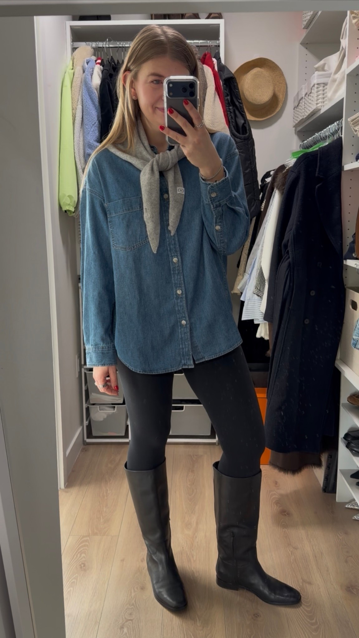 casual winter ootd featuring the best oversized denim shirt! 

#LTKmomlife #LTKootd #LTKMidsize