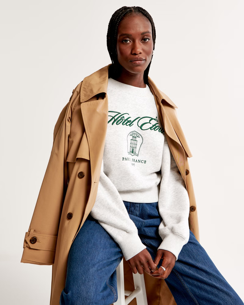 Destination Crest Sunday Crew | Abercrombie & Fitch (US)