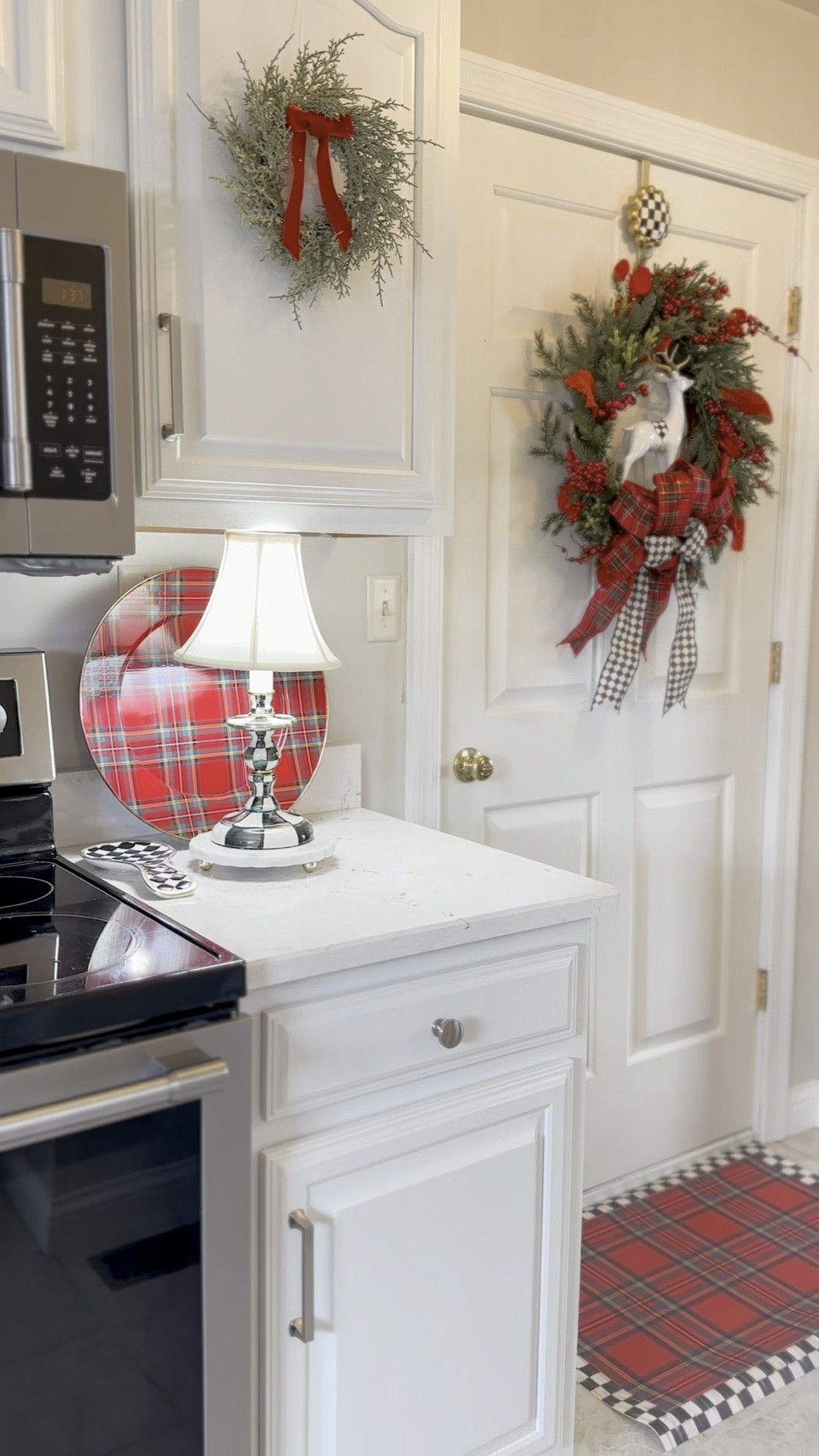 Holiday kitchen 
Christmas tree
Tartan plaid 


#LTKHoliday #LTKHome
