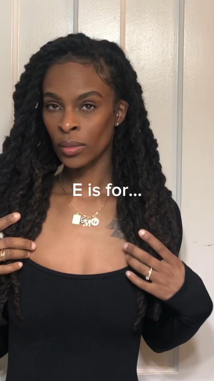 When it comes to these edges, 9 times out of 10 I’m swoopin em 😭 

I told y’all my mama aint let me gel down my baby hairs when I was little so I gets down now 😂😂😂

Edges on Locs
#laidedges #locsandedges #babyhairs #diylocs #locstyles #loctut #locdin #locjourney #eisforedges #bisforbabyhairs #nene #neneleakesvoice #jumbotwists #twostrandtwistlocs #jumbotwistsonlocs

#LTKfindsunder50 #LTKstyletip #LTKU