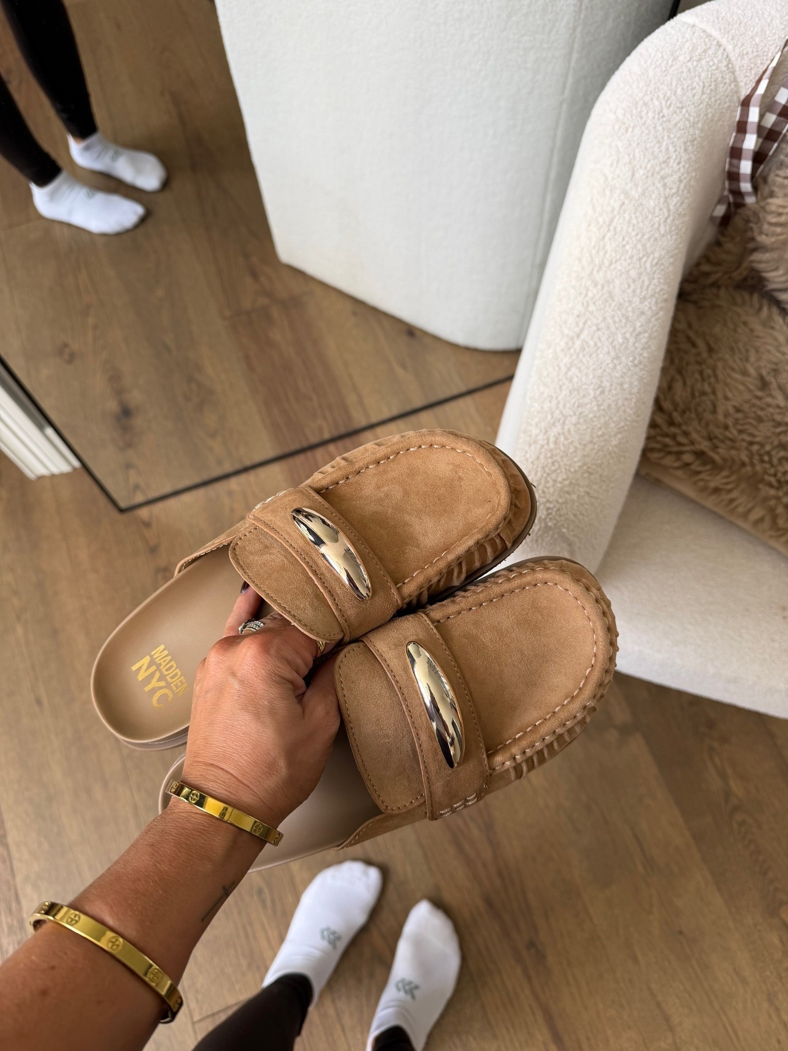 The perfect fall shoes 🤎🫰🏼

#LTKgrwm #LTKSeasonal #LTKmomlife