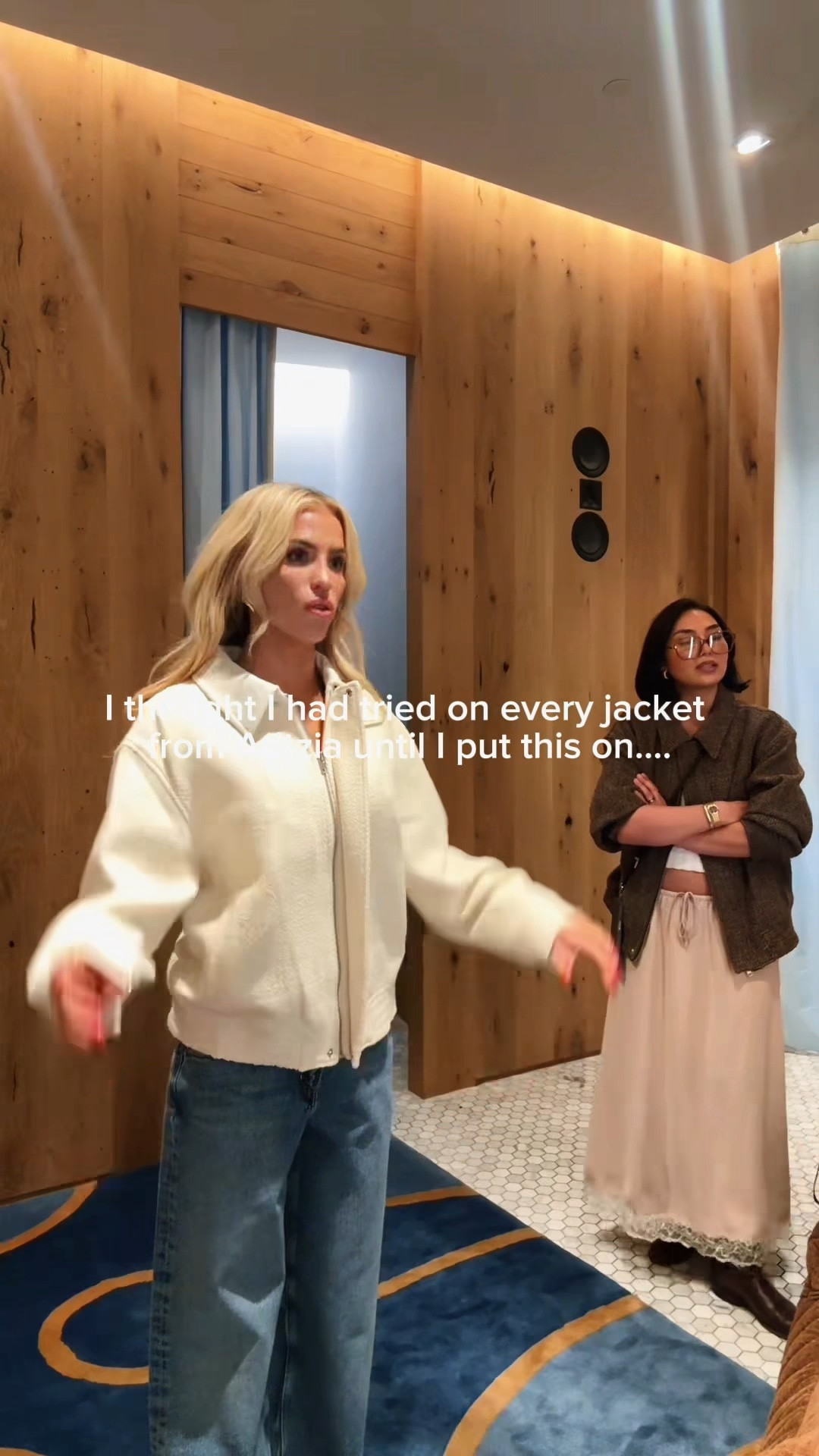 Wearing a size medium in the jacket and 23 in the jeans! I sized down from my usual 24/25. 

This will be a staple outfit for me, the jeans are so comfy I wore them to the airport…. 10/10!!!!




#LTKdayinmylife #LTKootd #LTKgrwm 

#LTKHoliday #LTKGiftGuide #LTKCyberWeek