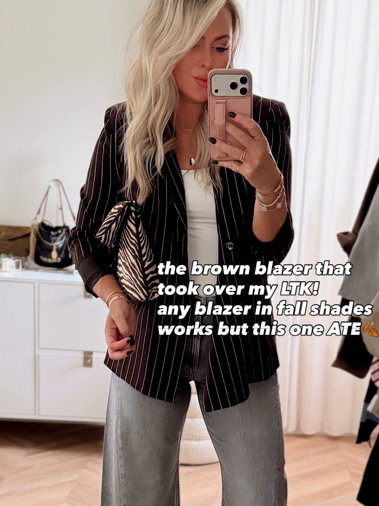 OOTD🫶🏻
New wash in the denim that broke the internet! 🤌🏼

Workwear. Work. Work outfit. Fall style. Fall outfit.

#LTKWorkwear #LTKSeasonal