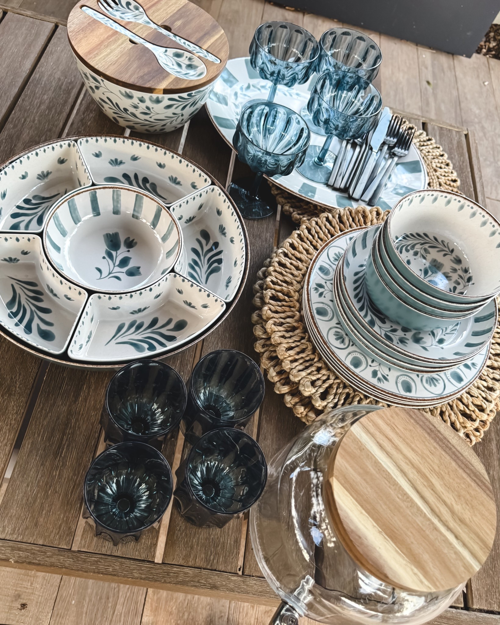 Anthropology vibes melamine dinner sets and serving pieces for your next summer hosting event or Sunday night dinner. Can’t believe these stunning pieces are Walmart ! The chip dip and salad bowl with spoons are so handy and make great hostess gifts as well! Plus a beautiful way to bring in your dish to a next pot luck 
The most gorgeous plastic stemware, wine glasses, goblets and tumblers
Summer tablescape entertaining and dinner parties 


#LTKSeasonal #LTKStyleTip #LTKHome