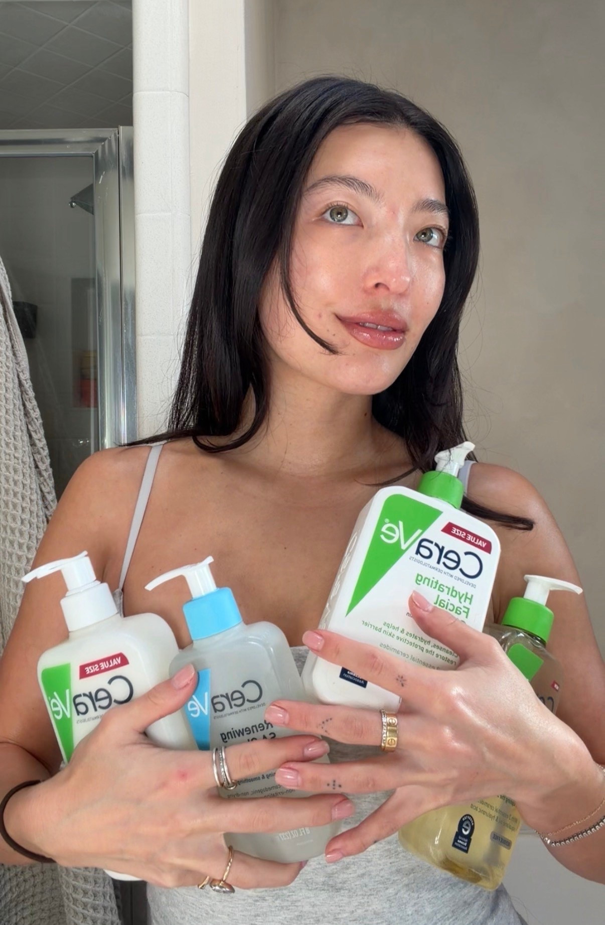 #AD alllll of my favorite cleansers from @CeraVe, the #1 derm recommended brand! @target

#TargetPartner #target #ceravepartner
