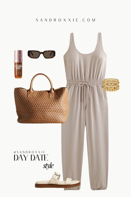 Day Date & travel Styled Outfit

(2 of 7)

+ linking similar options & other items that would coordinate with this look too! 

xo, Sandroxxie by Sandra
www.sandroxxie.com | #sandroxxie

Summer Outfit | travel Outfit | day date outfit |  Bump friendly Outfit 

#LTKSeasonal #LTKBump #LTKTravel