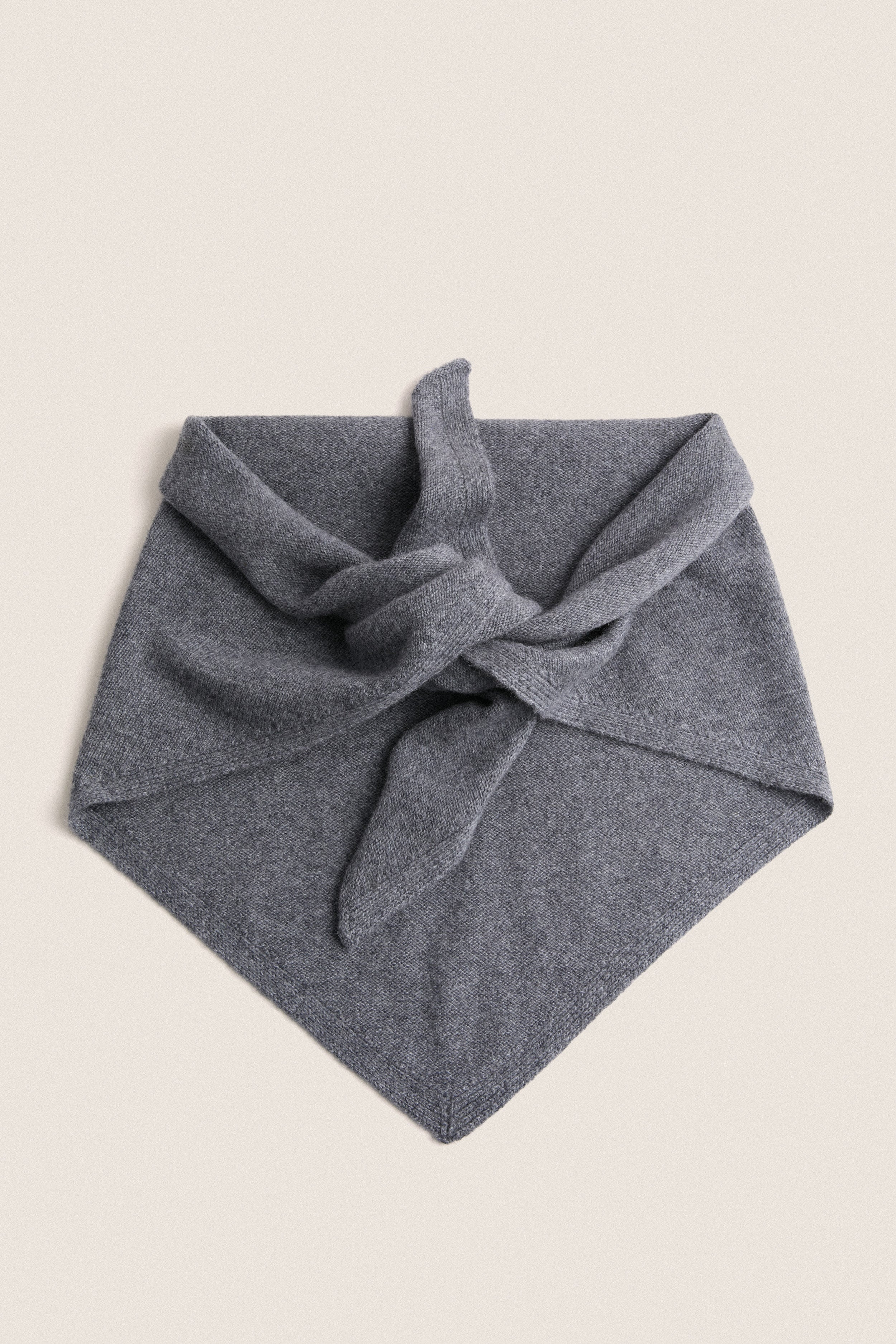 Graphite Cashmere Triangle Scarf | Tuckernuck (US)