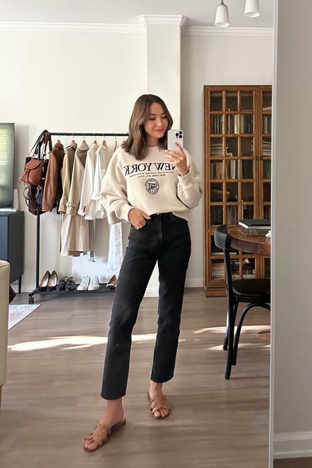 Casual fall outfit / jeans / sweatshirt 

- Abercrombie is having a sale for 25% off select styles + extra 15% off almost everything! This sweater is under $75 and is super soft 

#LTKunder100 #LTKsalealert #LTKstyletip