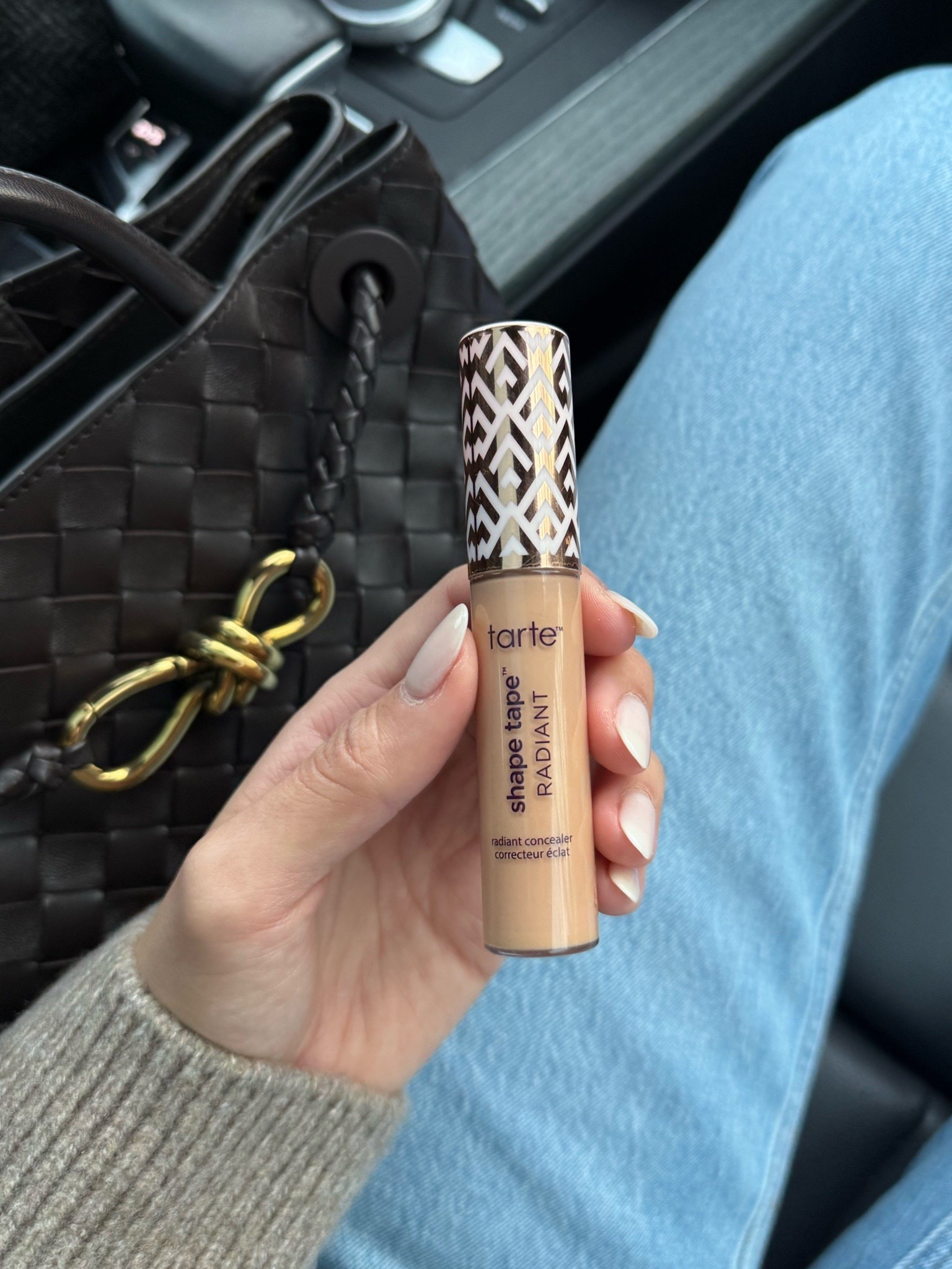 My favorite concealer is 40% OFF!! Makes your skin look lit from within but still gives great coverage. I wear shade 35N 


Tarte sale
Tarte concealer 
Beauty sale 
Beauty faves

#LTKSaleAlert #LTKFindsUnder50 #LTKBeauty