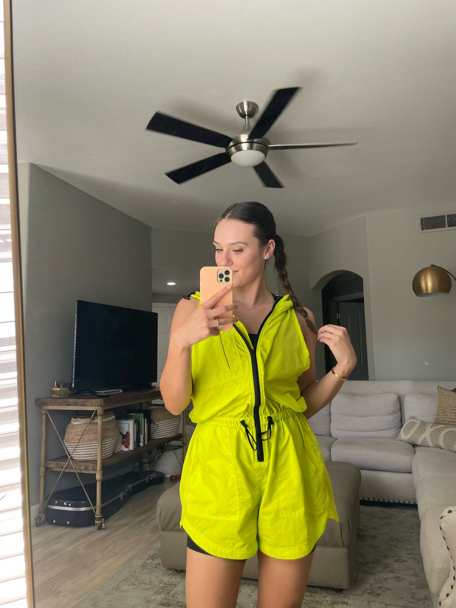 Romper Ootd! 🖤☕️

#LTKtravel #LTKfitness #LTKstyletip