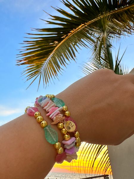 Cutest accessories to compliment your summer and vacation outfits🍭✨

#armcandy #jewelry #bracelets #gift #giftidea #accessories 



#LTKGiftGuide #LTKfindsunder50 #LTKtravel
