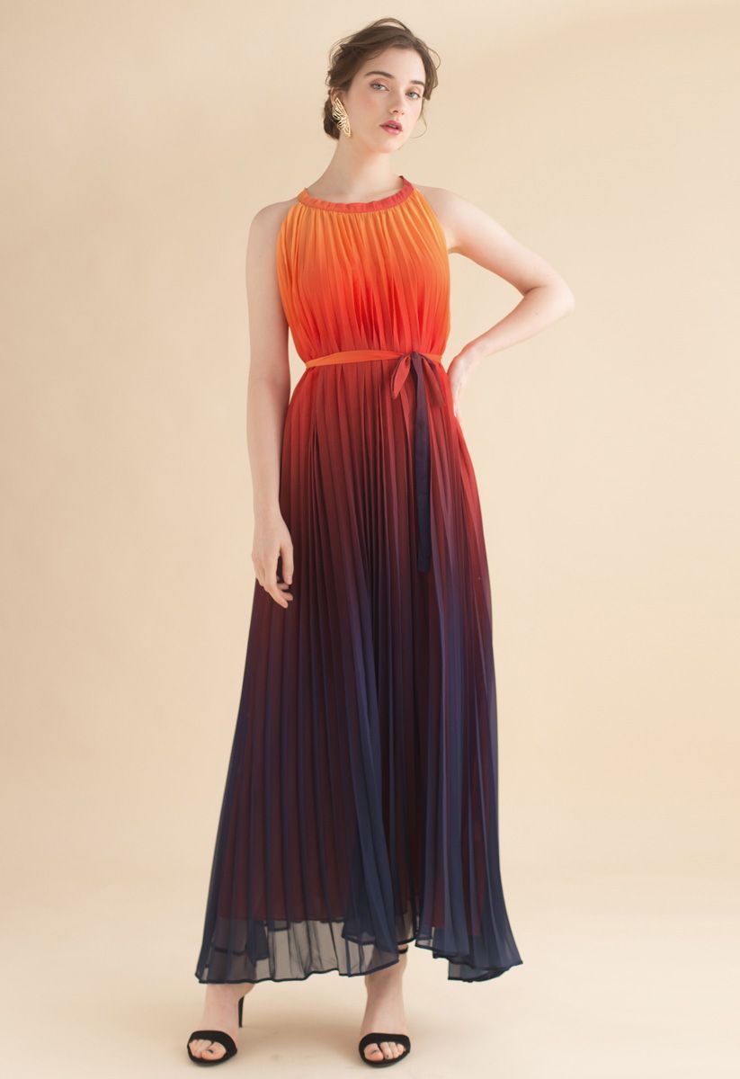 Splendor of the Sunset Gradient Pleated Maxi Dress | Chicwish