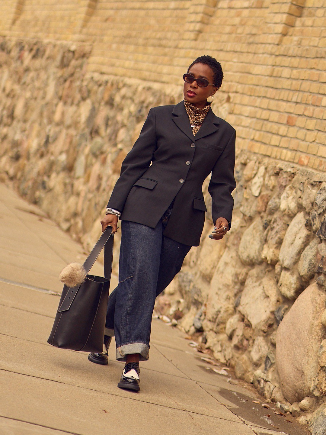 Easy way to style barrel jeans: just add a cinched blazer, brogue shoes and an oversized tote 🖤 Fall Winter style, elevated casual outfits, black blazer, effortless style, leopard scarf, black and white

#LTKootd #LTKOver40 #LTKWorkwear