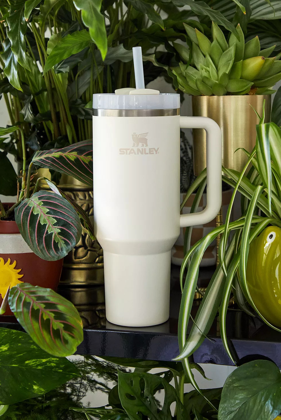 Stanley Cream Quencher H2.0 Flowstate 1.2L Tumbler | Urban Outfitters UK