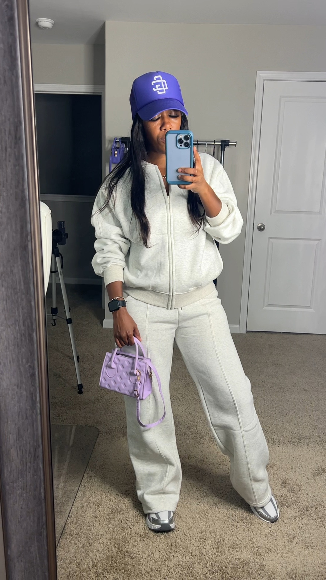 Amazon jacket and sweatpants set.

This set is extremely thick, perfect for the winter. The sweatpants DOES NOT have pockets. The jacket DOES have pockets.

Super cute affordable sweatsuit.

#LTKFindsUnder100 #LTKFindsUnder50 #LTKStyleTip