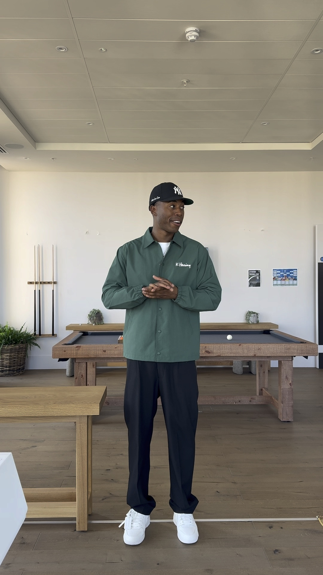 Summer evening outfit / Keith haring / Uniqlo men / collaboration / summer jacket / men’s fashion 

#LTKmens #LTKsummer #LTKeurope