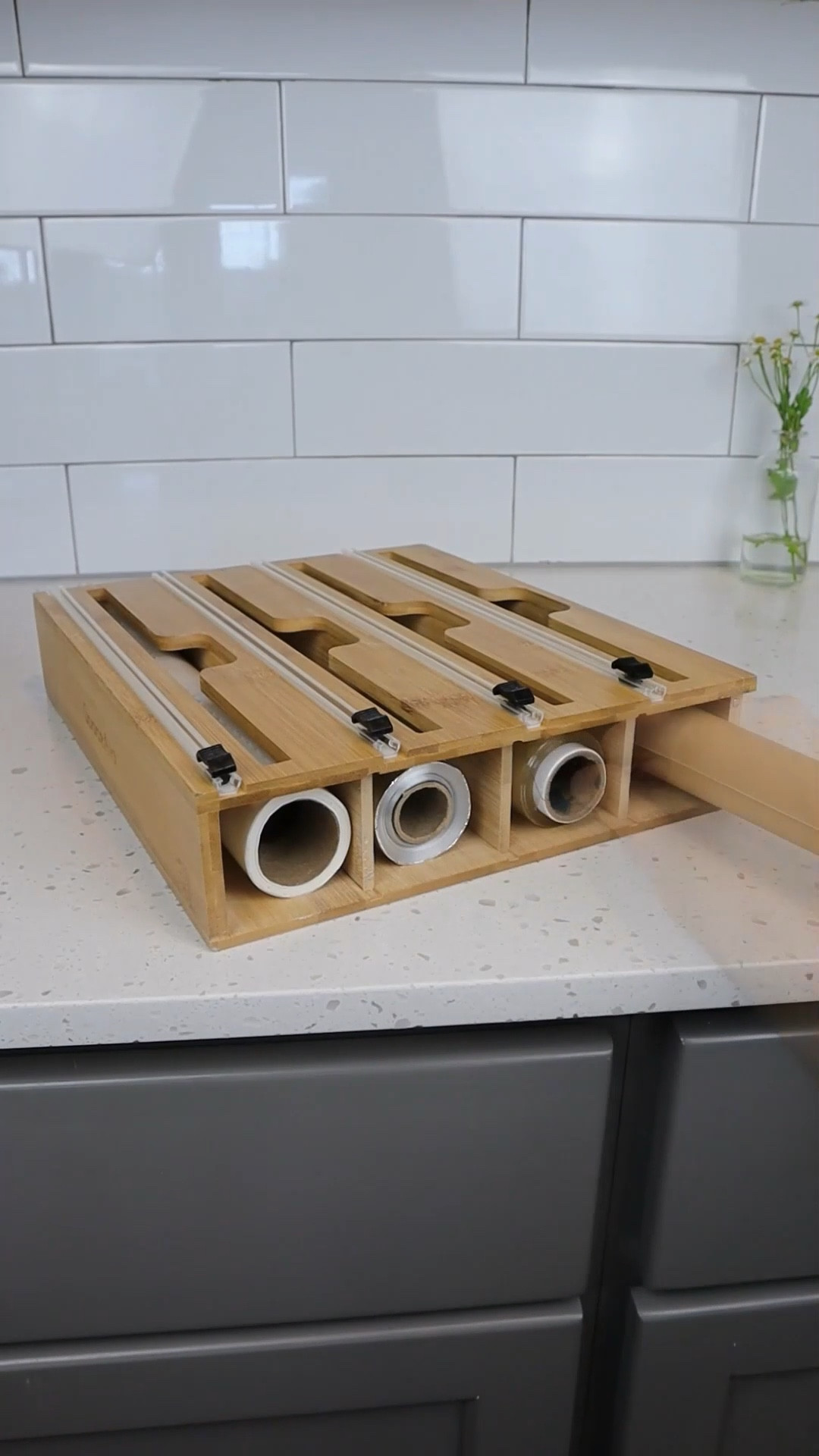 Price Drop Alert 🚨 40% off this 4 in 1 wrap dispenser with a built in side cutter to ensure a clean cut every time! It comes with 21 labels and is compatible with a 12” roll.

#LTKunder50 #LTKhome #LTKsalealert