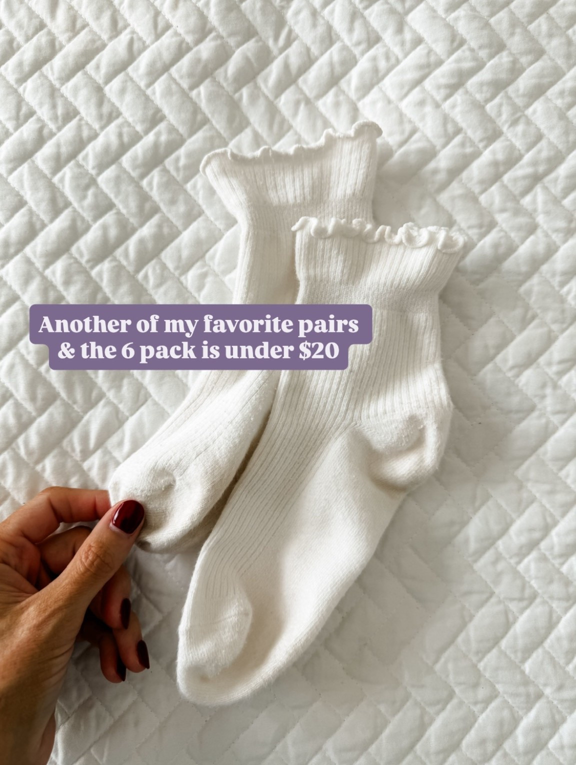 My favorite ruffle socks from Amazon! They come in a pack of 6!

Loverly Grey, Amazon, ruffle socks, athleisure, activewear 

#LTKfitnessgoals