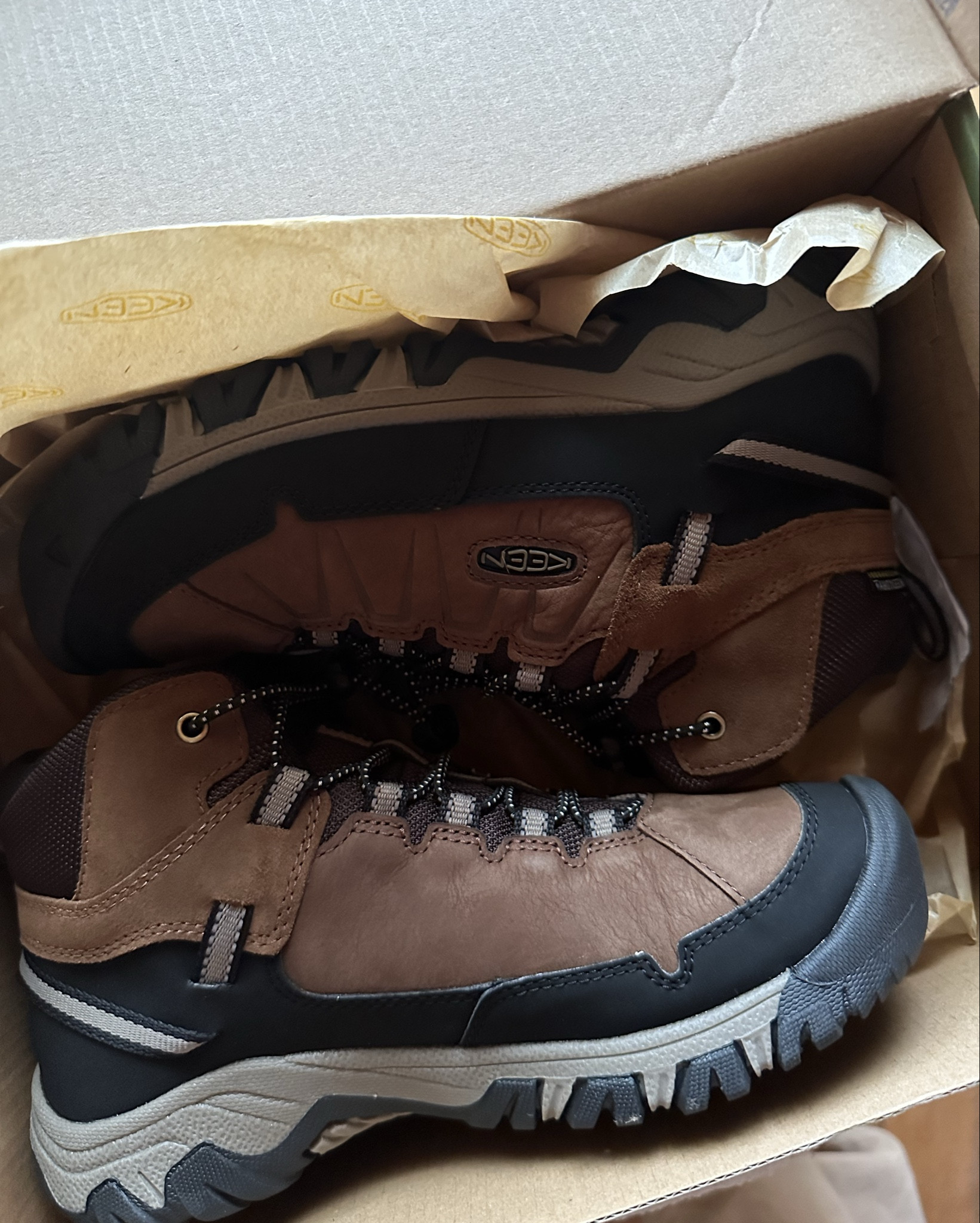 Keen waterproof hiking boots 🥾 it was time to replace my current ones that I used for 5+ years! Love these for when I walk/hike with the dogs. You need waterproof boots when you’re living on these country roads. These are actually kids size, in size 4! Runs large.

#LTKShoeCrush #LTKStyleTip