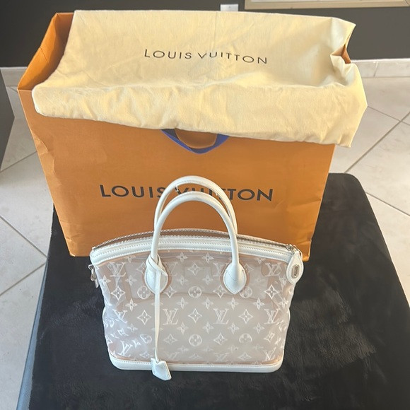 Louis Vuitton white “mesh” bag | Poshmark