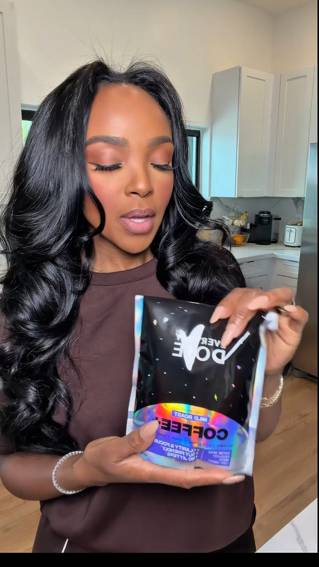 Scroll to shop my daily wellness must-have.

Perfect for morning routines, busy days, and staying energized.

📏 Measurements: 5’4”, 140 lbs, 34D bust, 27” waist, 40” hips

Follow me on Instagram and YouTube @kirasfashionfinds