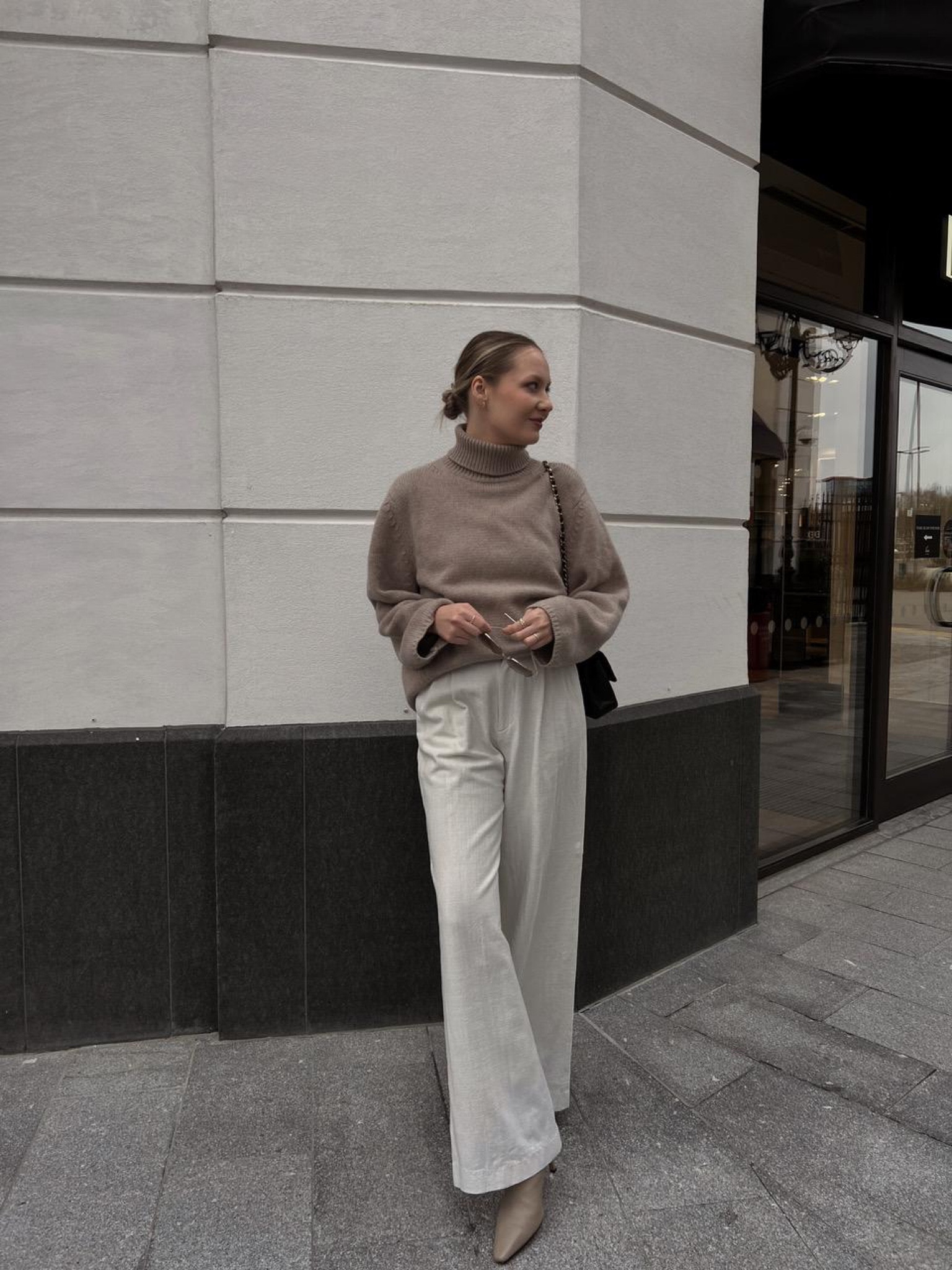 Turtleneck roll neck jumper, wide leg trousers, leather boots, crossbody chain bag, sunglasses

#LTKSeasonal #LTKeurope #LTKstyletip