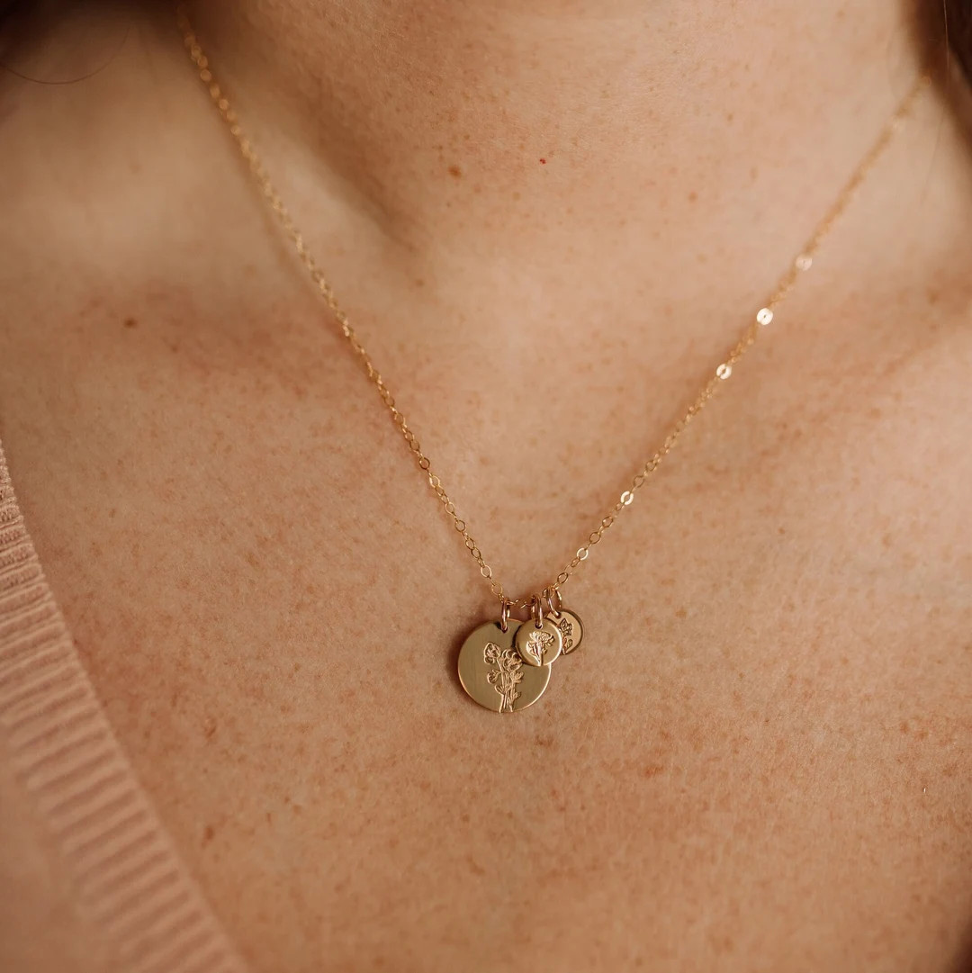 Mama's Garden Necklace Birth Flower Jewelry Gift for Mom Mother's Day Baby Shower Gift Charms 14k... | Etsy (US)