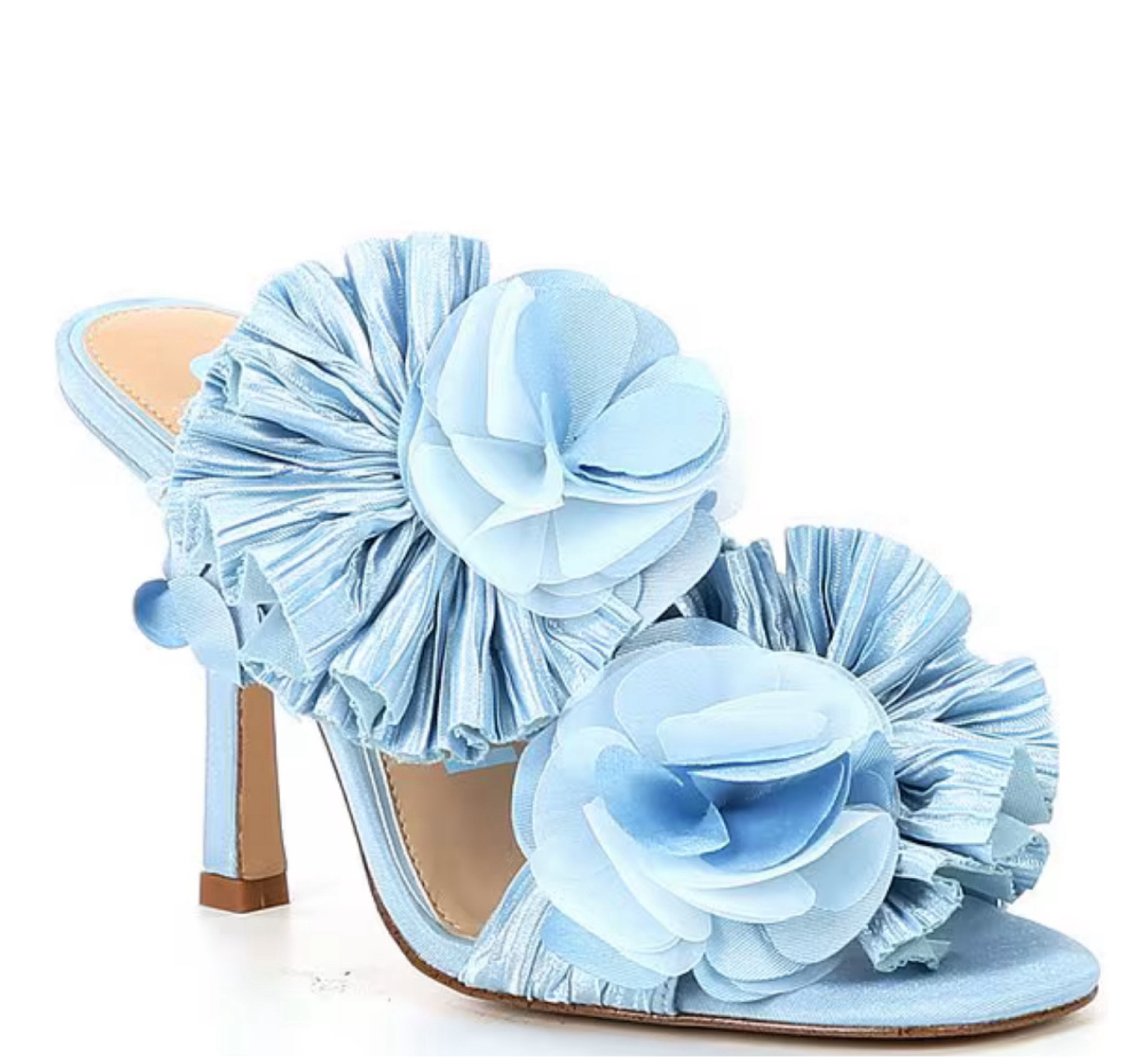 If you’re gonna be blue, you may as well look good doing it! 

#LTKShoeCrush #LTKStyleTip #LTKSaleAlert