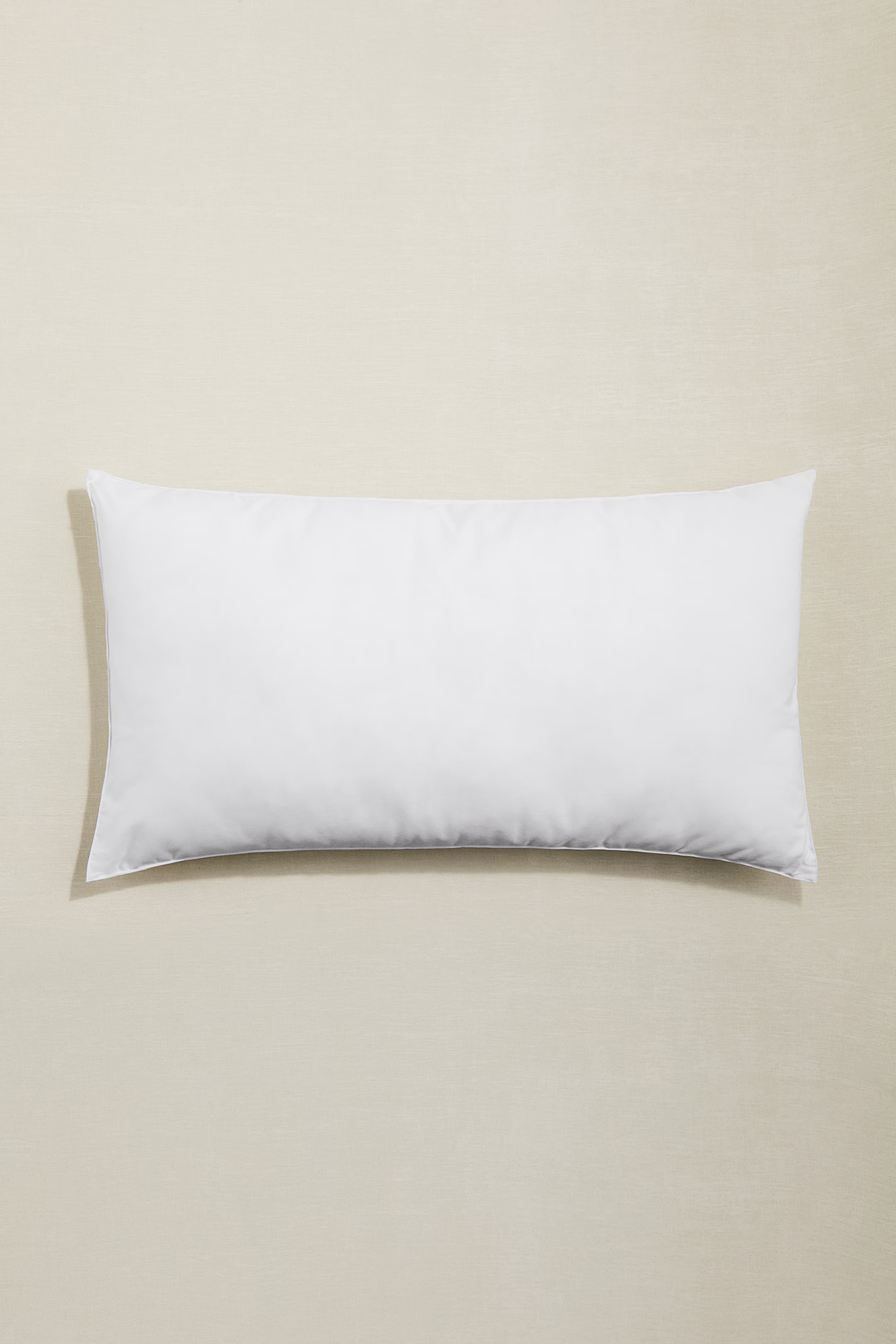 Polyester inner cushion | H&M (UK, MY, IN, SG, PH, TW, HK)