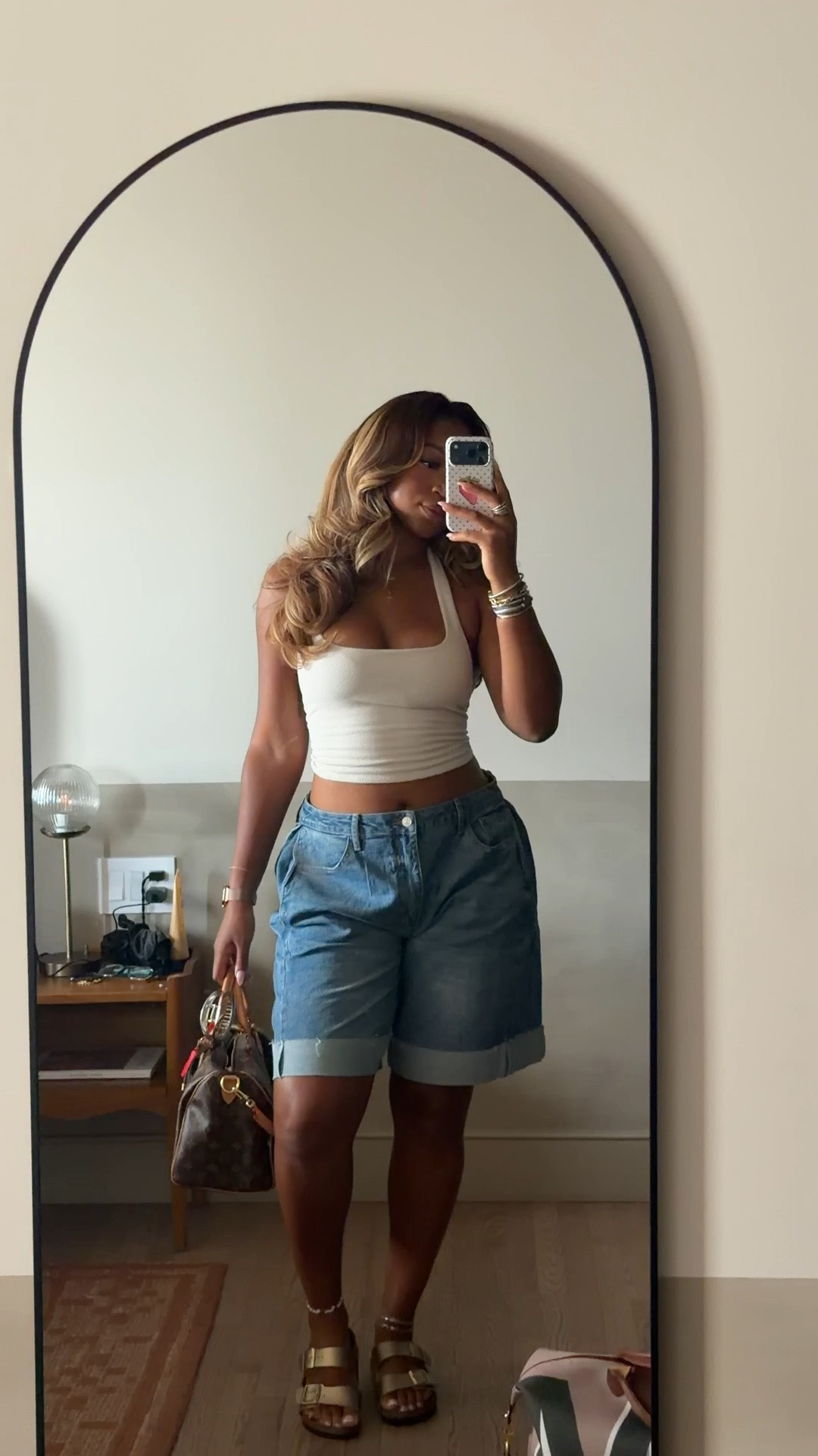 5’9 200 lbs In loveee with these shorts!! Wearing an XL

#LTKootd #LTKMidsize #LTKTall