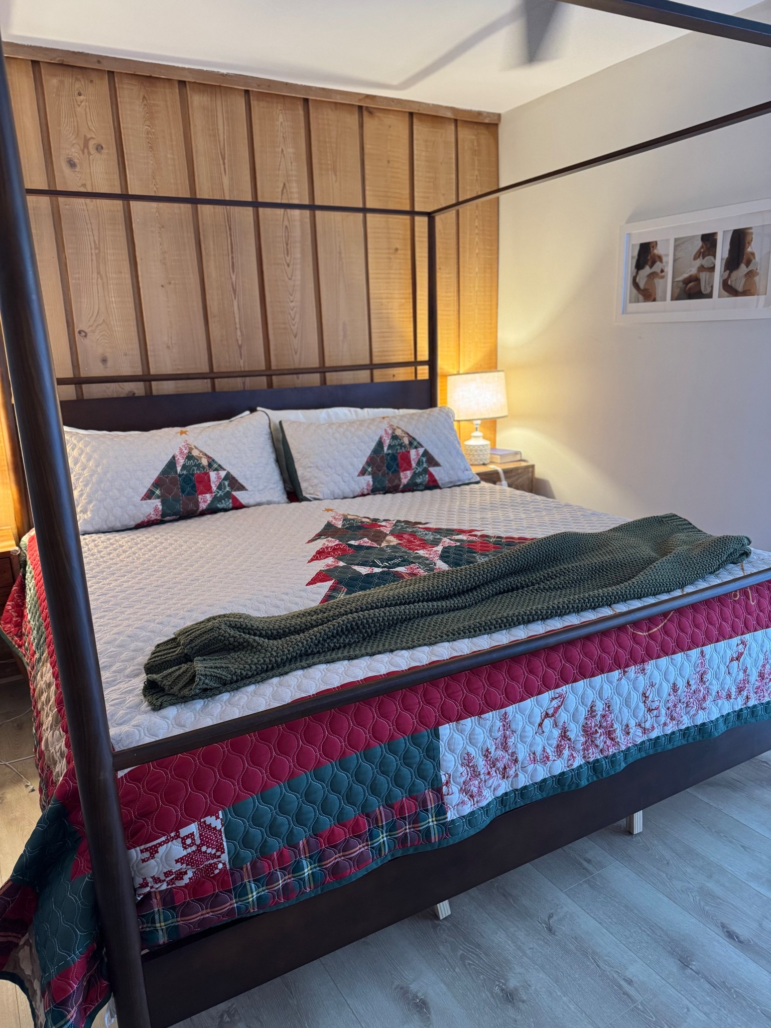 Obsessed with our Christmas quilt!! 

#LTKSeasonal #LTKCyberWeek #LTKHoliday