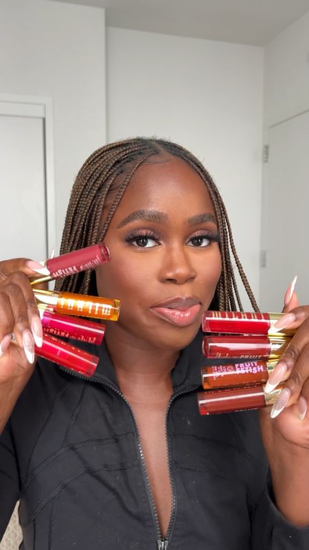 #ad Trying on the new shades of the @milanicosmetics fruit fetish lip oils. Super hydrating, smell good, and beautiful shades. Would recommend. #TargetPartner #Target #GRWMilani #milanicosmetics #lipoils @target 