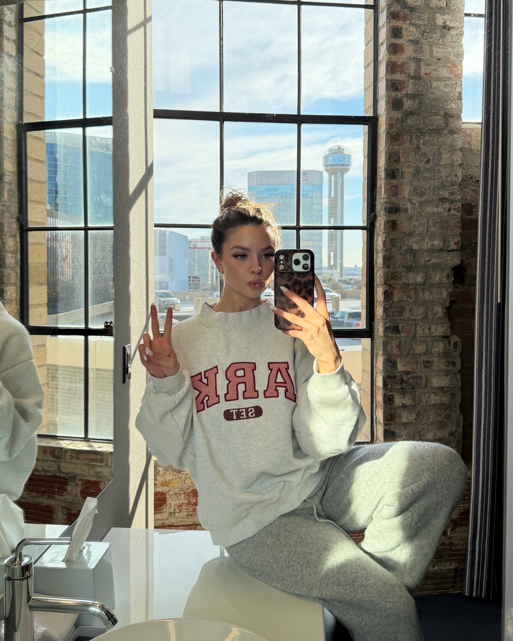 my cozies 💗💗

#LTKSeasonal #LTKValentine #LTKootd