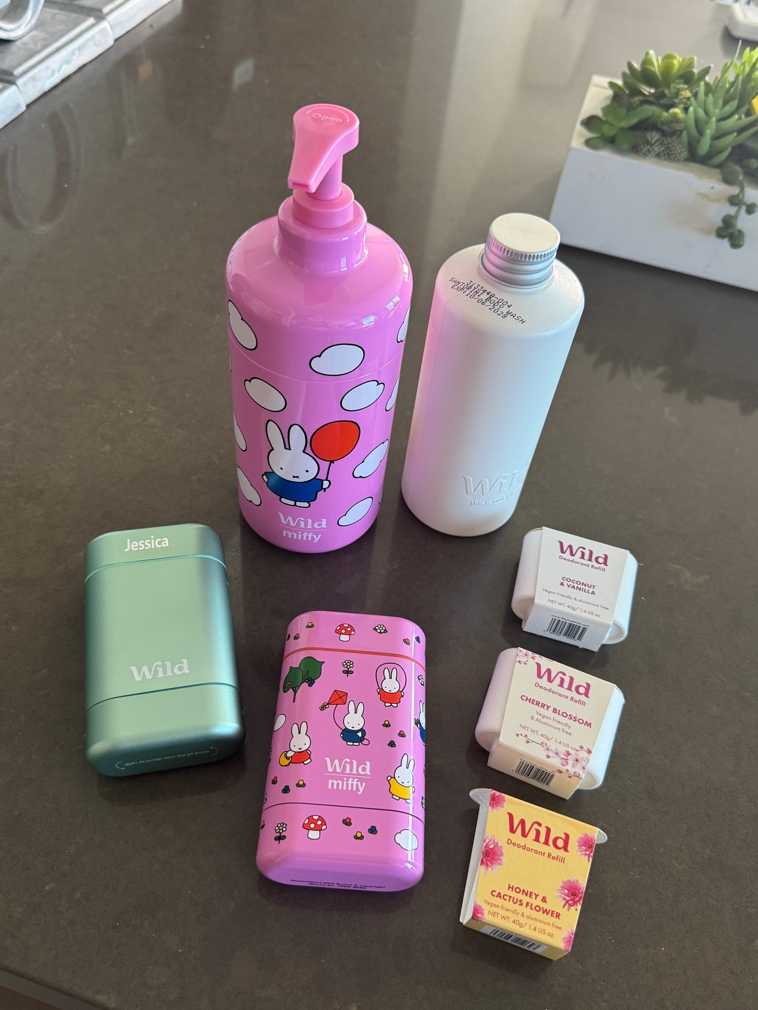 Both the deodorant and body wash smell amazinggggg

#LTKselfcare #LTKBeauty