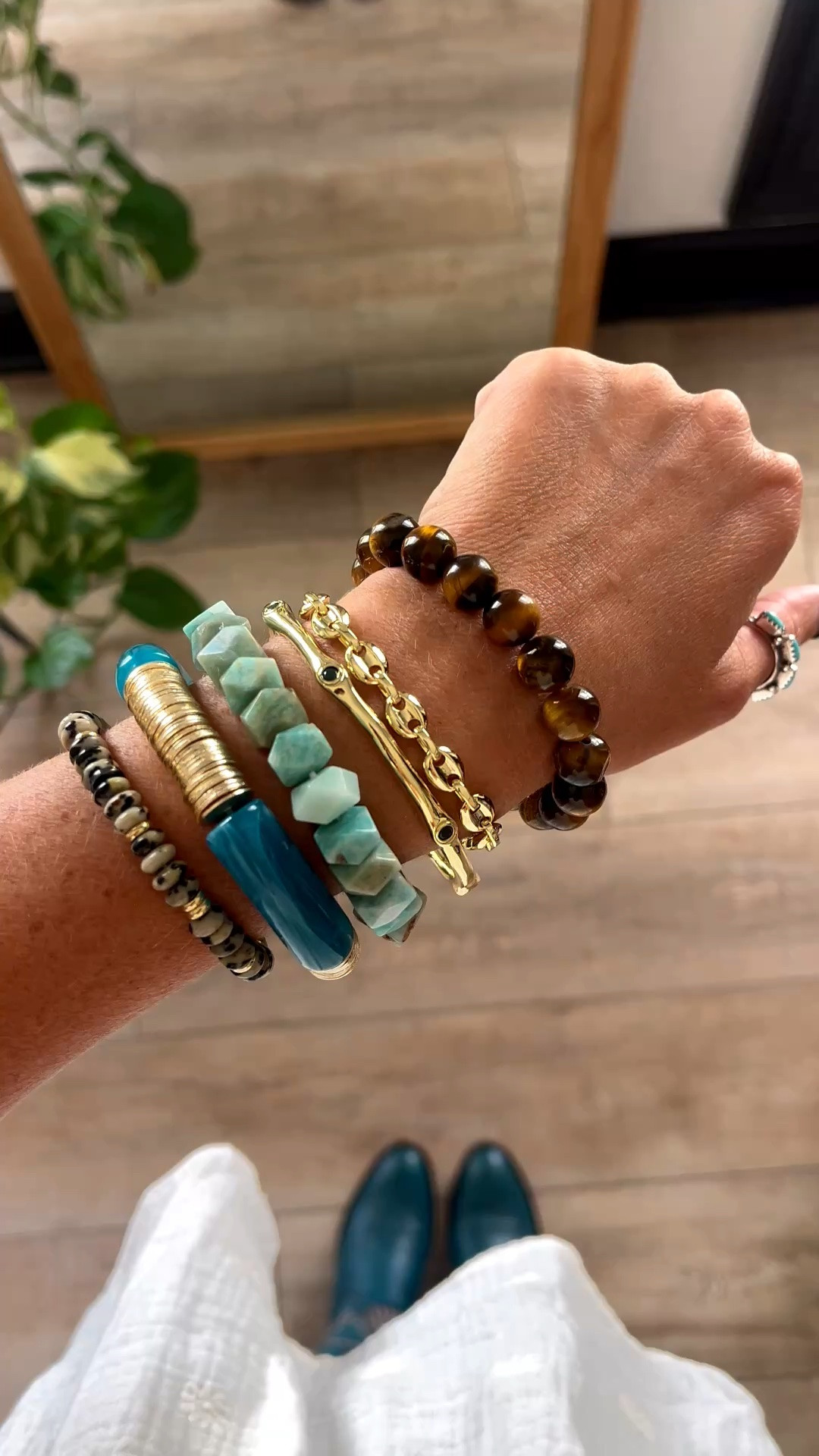 My bracelet stack is 40% off today with code LORI40

#LTKgrwm #LTKSaleAlert #LTKSeasonal