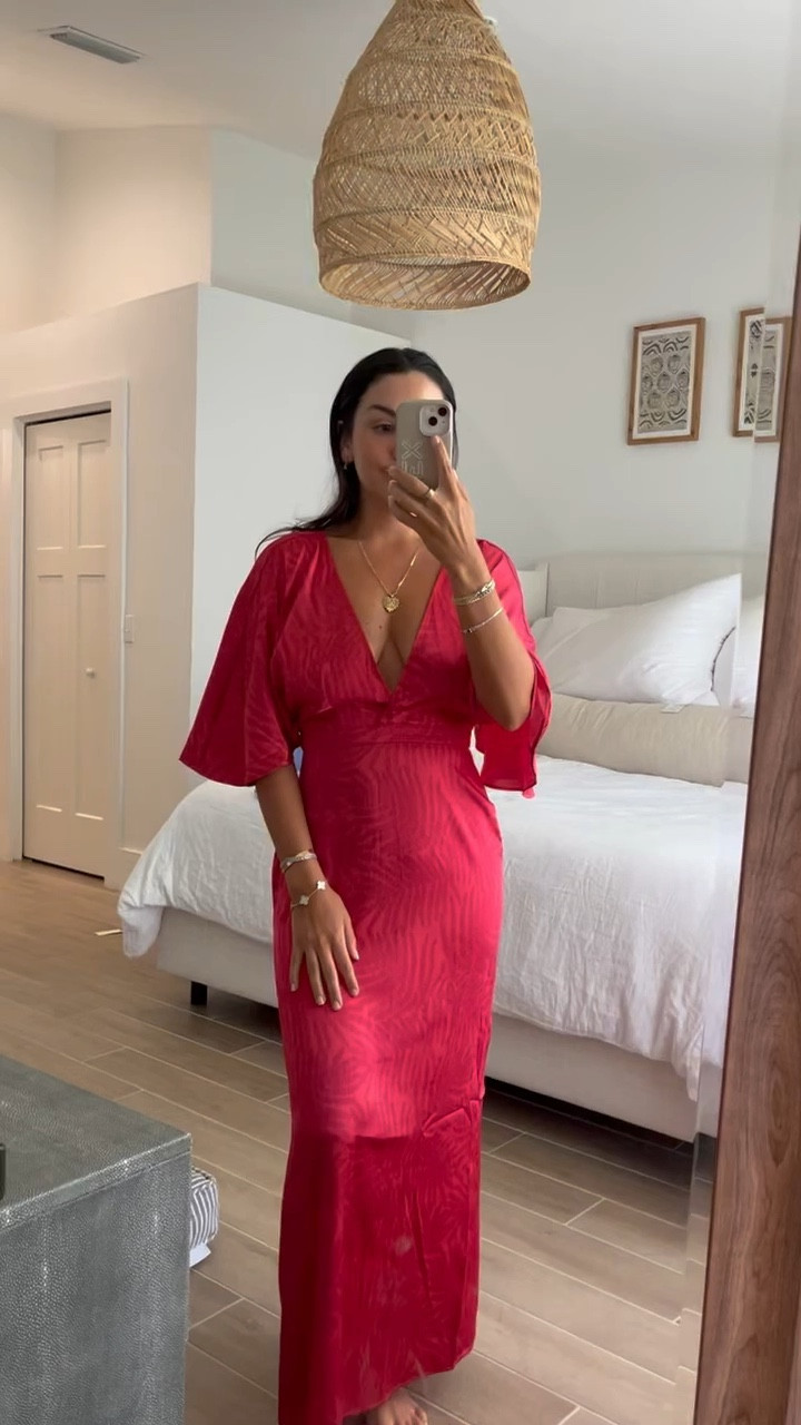 Target find of the week! This is from targets latest collab. The fit on this dress is amazing and quality is awesome  




#LTKunder100 #LTKSeasonal #LTKwedding