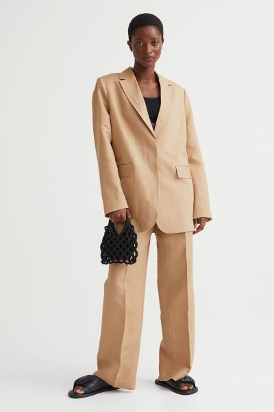Oversized, single-breasted jacket in woven fabric with notch lapels, a concealed button fastening... | H&M (UK, MY, IN, SG, PH, TW, HK)