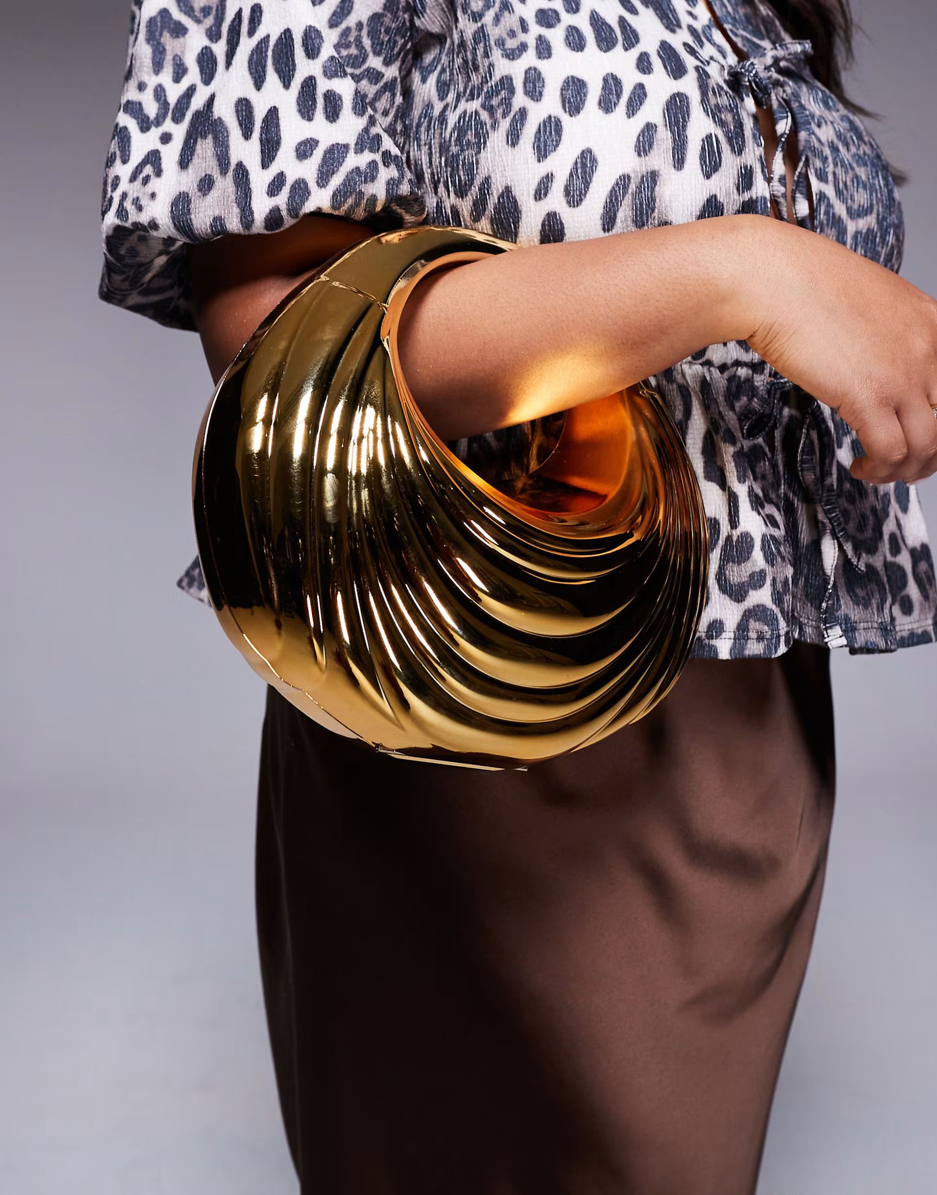 ASOS DESIGN metallic ripple hard box clutch bag with in gold | ASOS (Global)