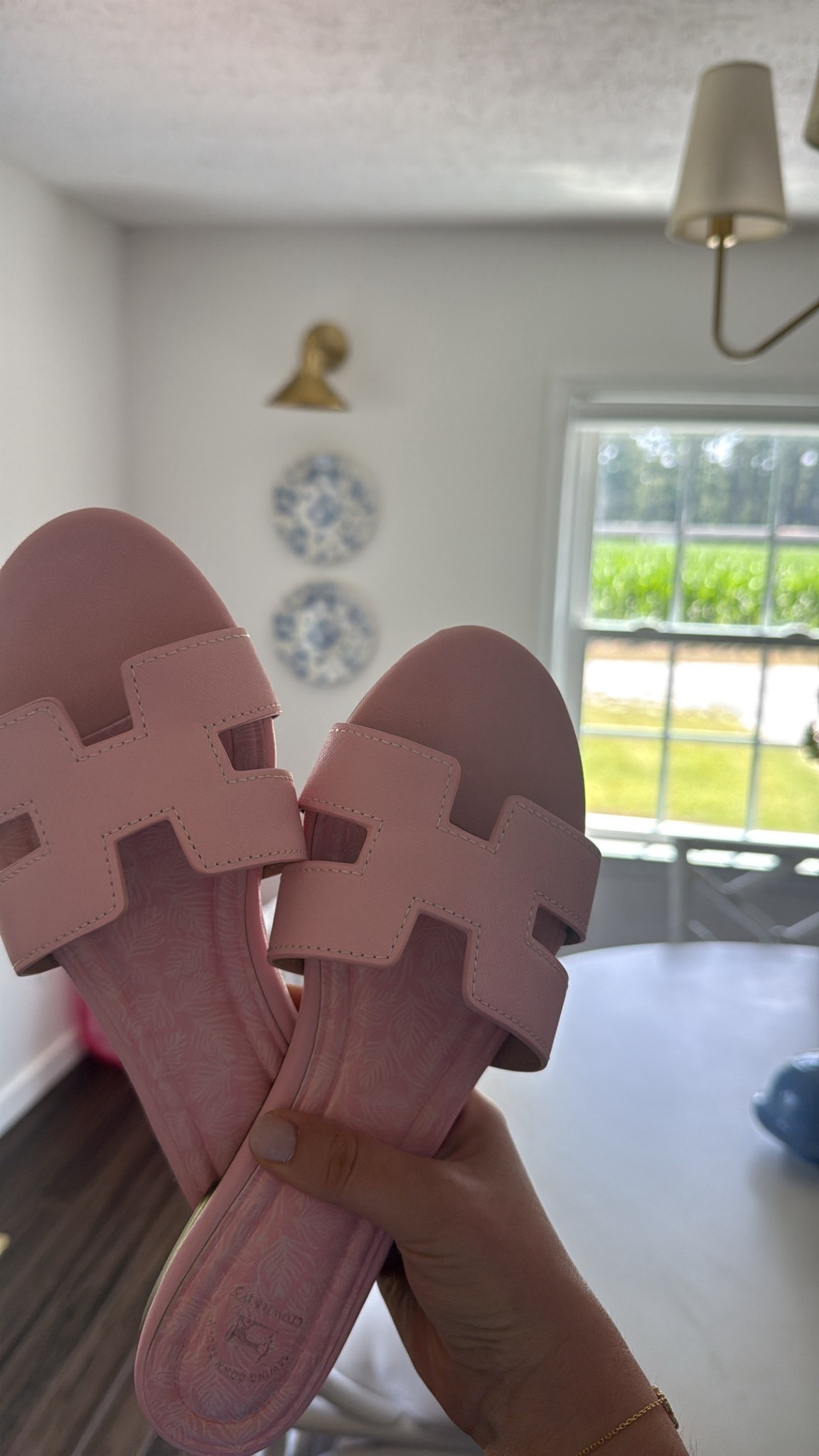 My new favorite blush Hermes inspired sandals from Belk! 



#LTKSaleAlert #LTKFindsUnder50 #LTKShoeCrush