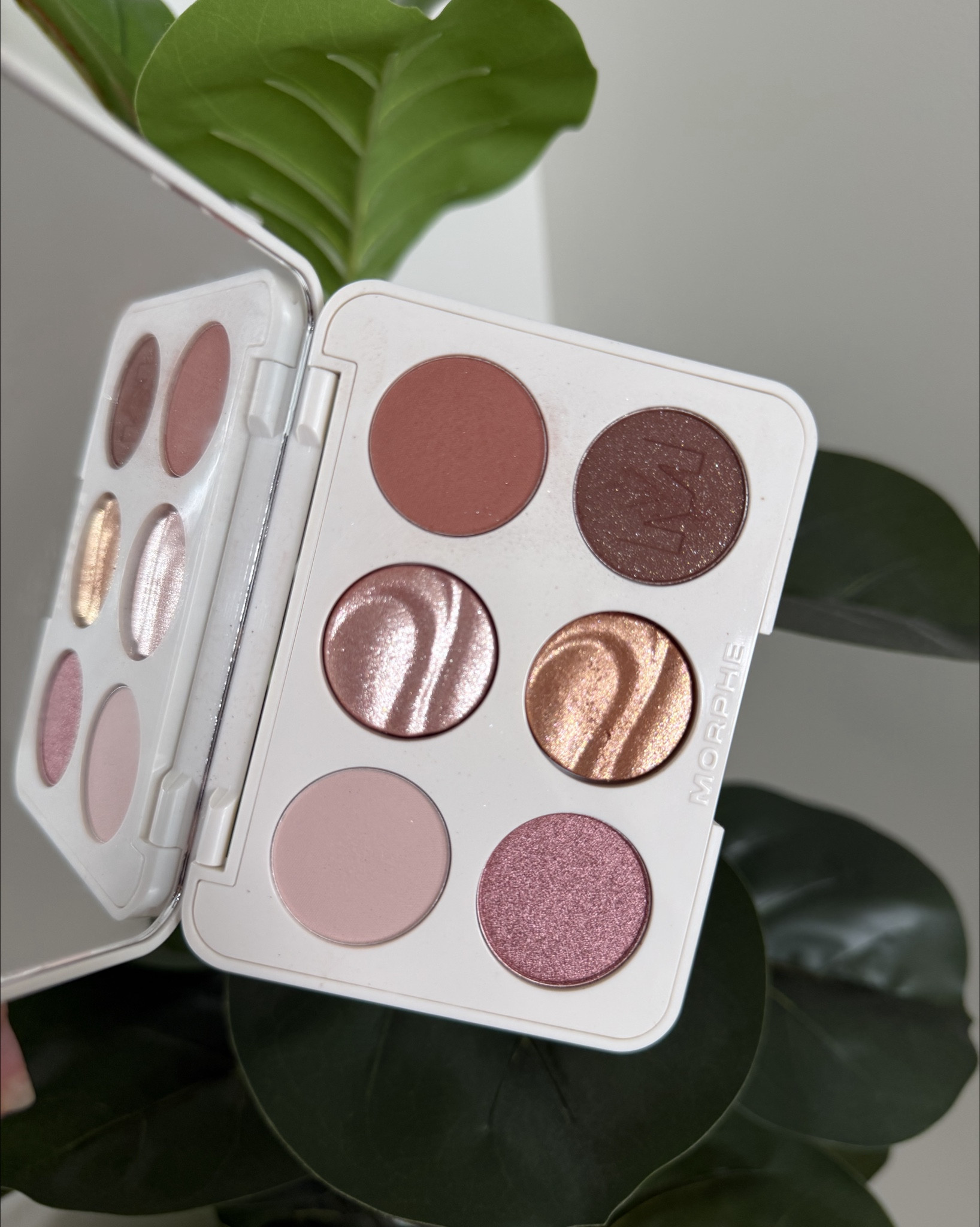 #ad the perfect complexion does exist — with a little help from @morphebrushes 🤍 used so many favorites in this look! Leave “Makeup” below and I’ll send you the details to everything I used! Full breakdown below 👇🏼

You can now grab all of your affordable makeup & brush favorites from Morphe directly at @target! #MorphePartner #MorpheTarget #Morphe #TargetPartner #Target @morphebrushes @Target  

#LTKgrwm #LTKBeauty #LTKselfcare