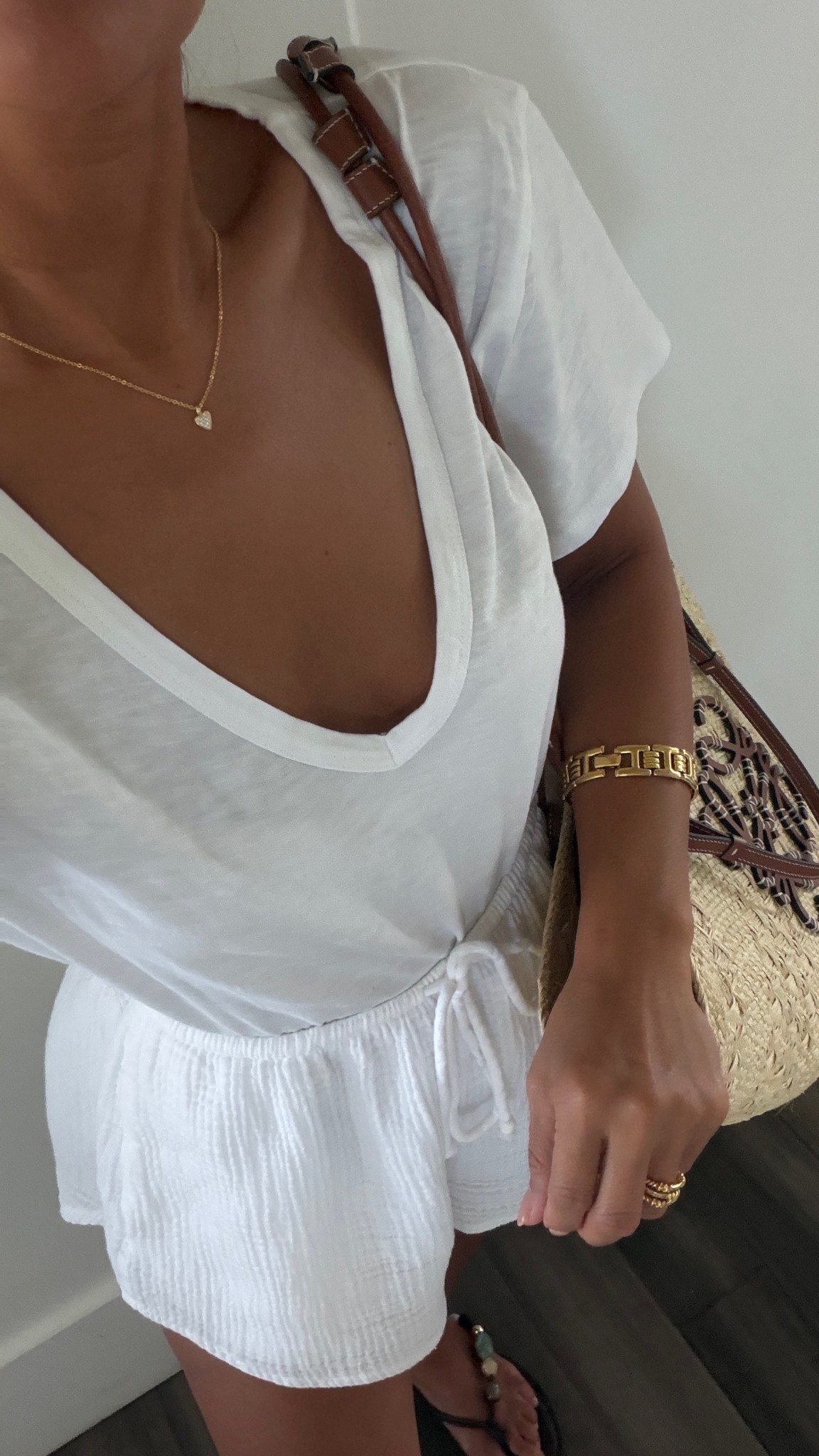 Just the cutest items in its entirety. Xs tee, xs shirts. The delicate necklace is BEAUTIFUL. 