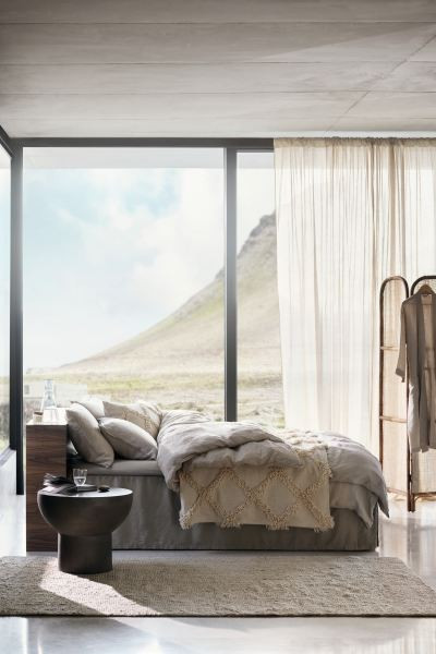 Washed Linen Duvet Cover Set | H&M (US + CA)