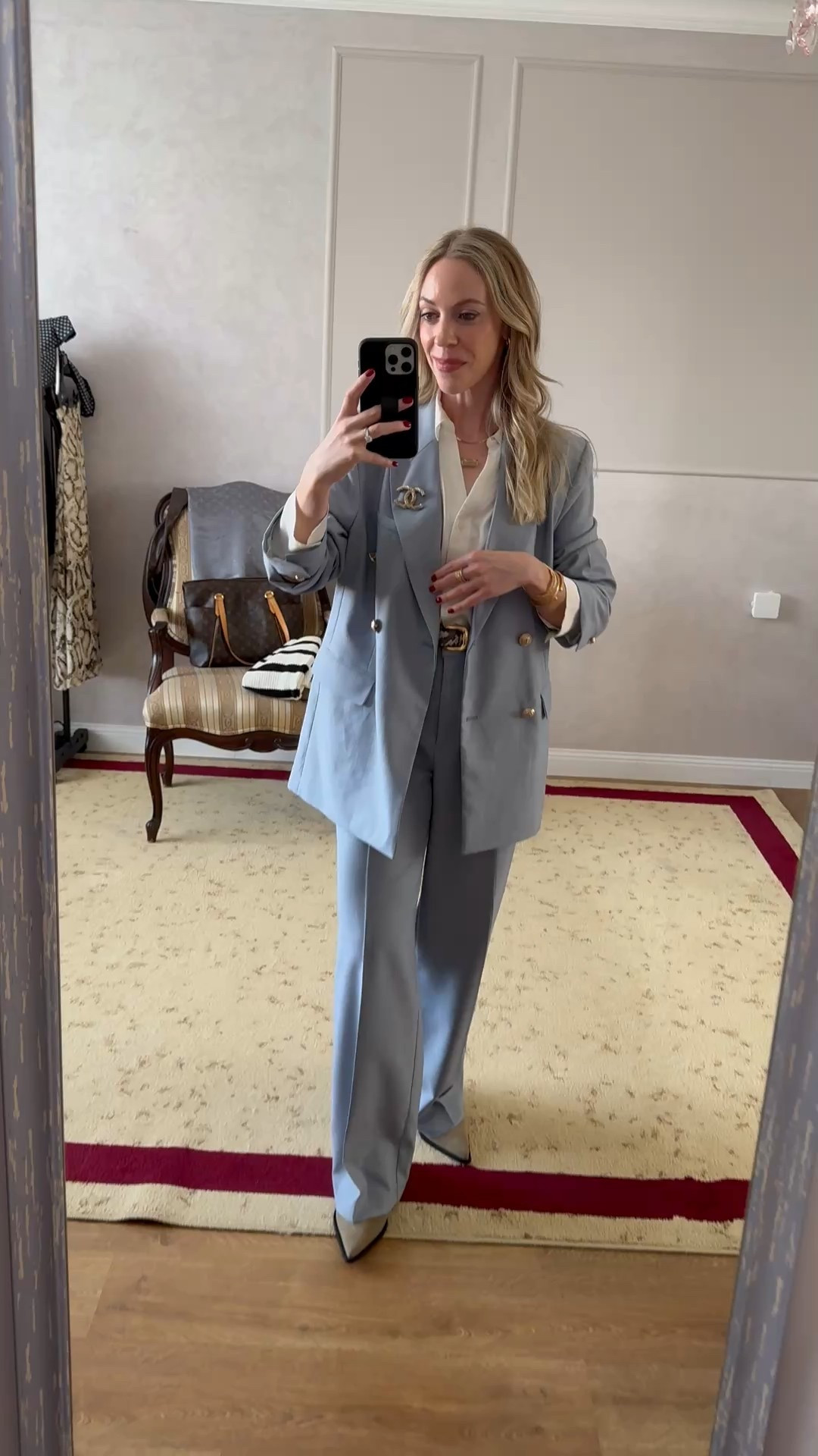 Spring work wear, office look, blue suit set, baby blue blazer, spring fashion, style over 40

#LTKOver40 #LTKWorkwear #LTKFindsUnder100