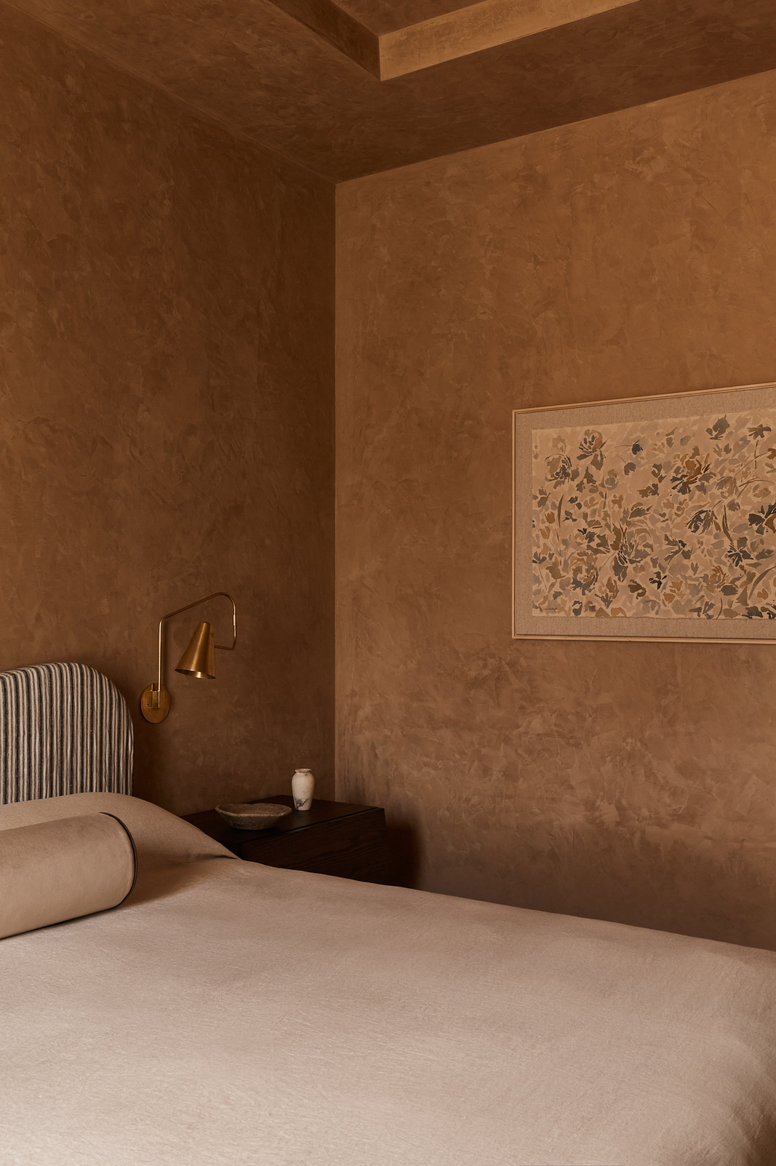 Elegant Bedroom with Layered Textures
 

#LTKcasa