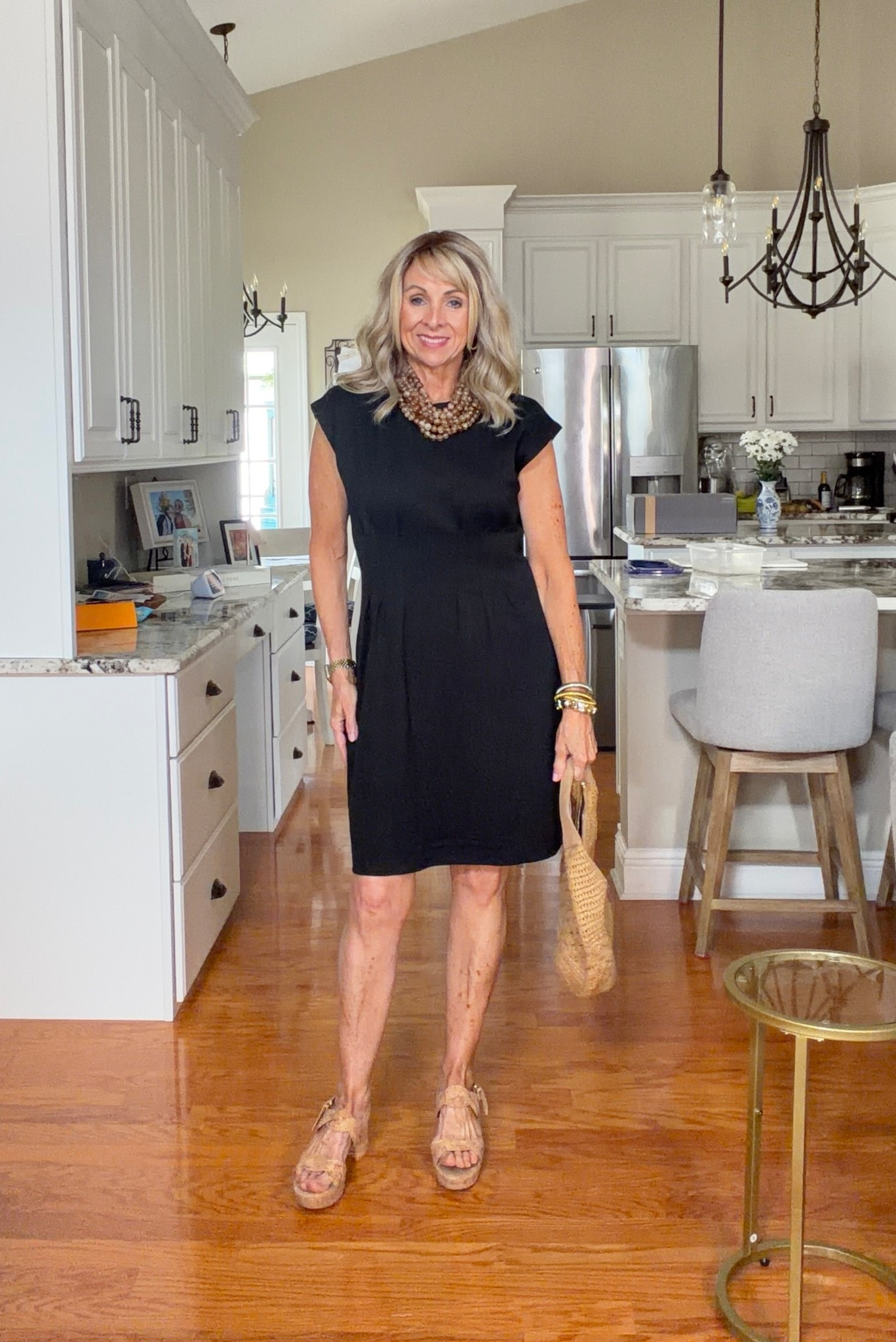 Easy and effortless when it’s hot outside! This $18 dress looks amazing! Wearing size small. 

#LTKOver40 #LTKootd